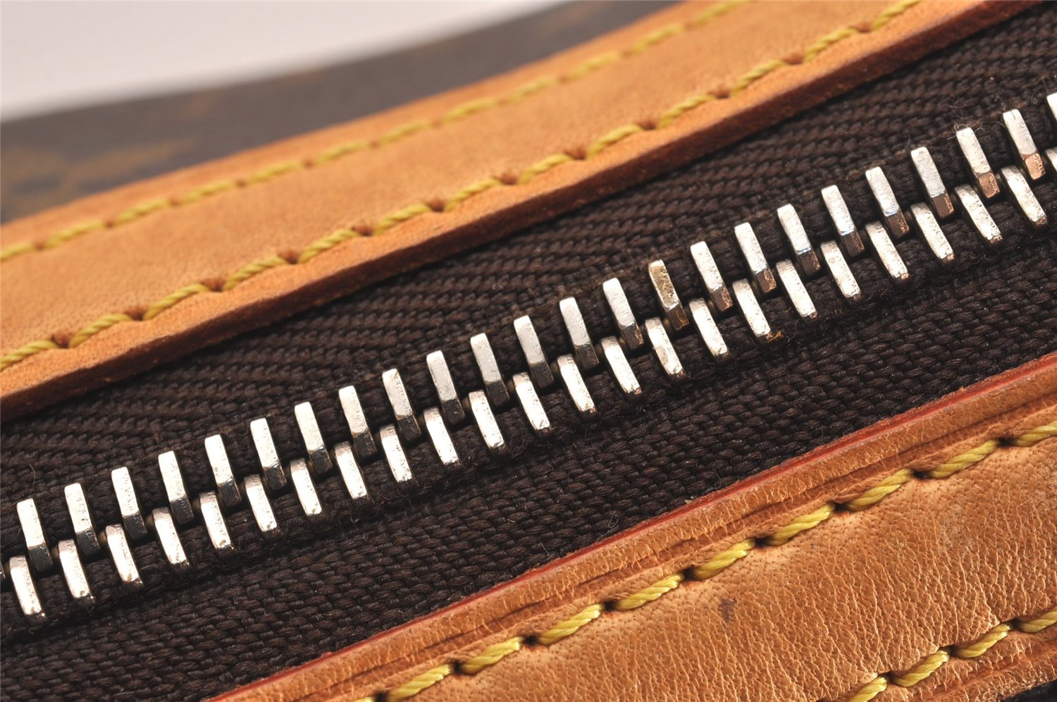 Authentic Louis Vuitton Monogram Tulum PM Shoulder Bag M40076 LV 6441J