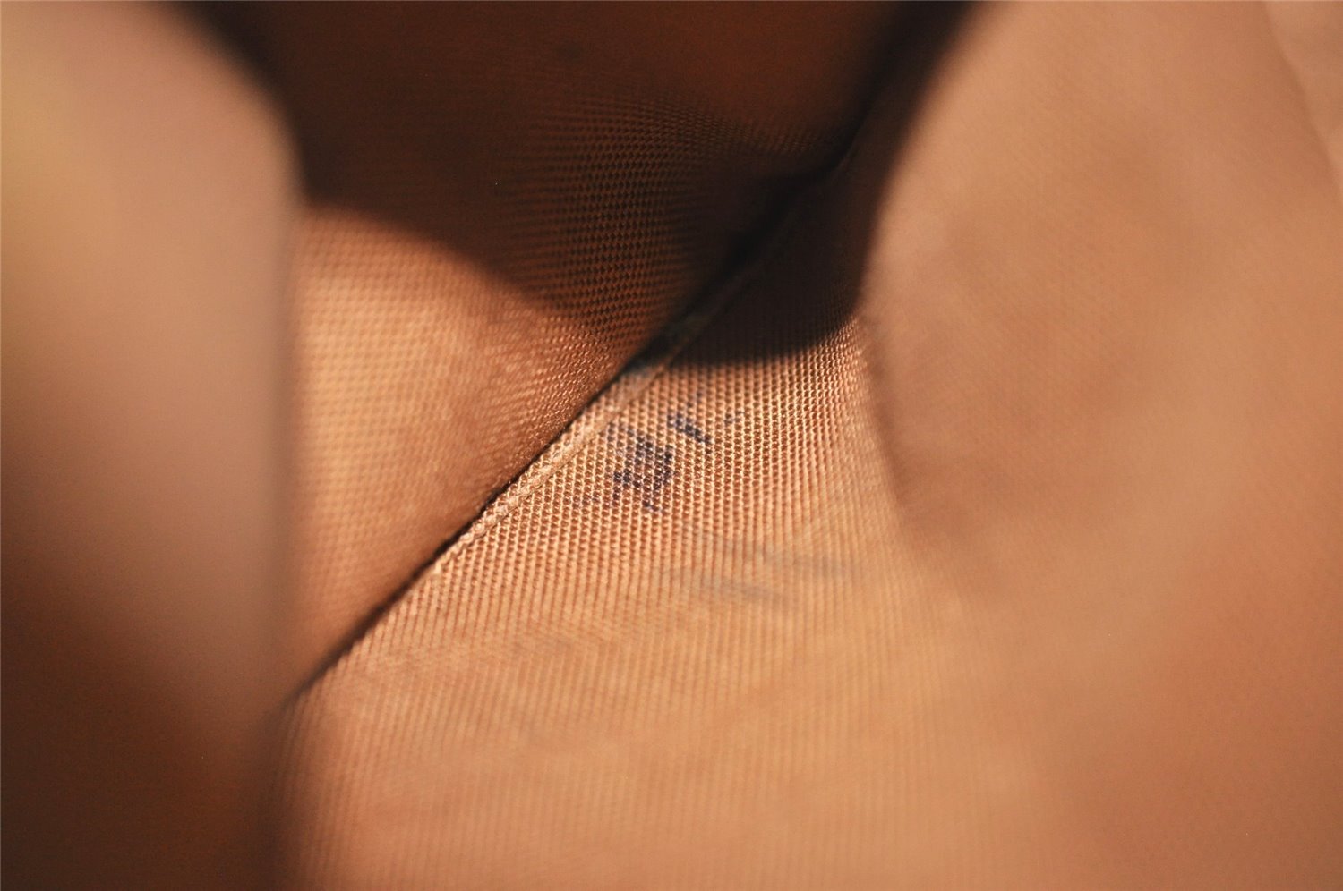 Authentic Louis Vuitton Monogram Tulum PM Shoulder Bag M40076 LV 6441J