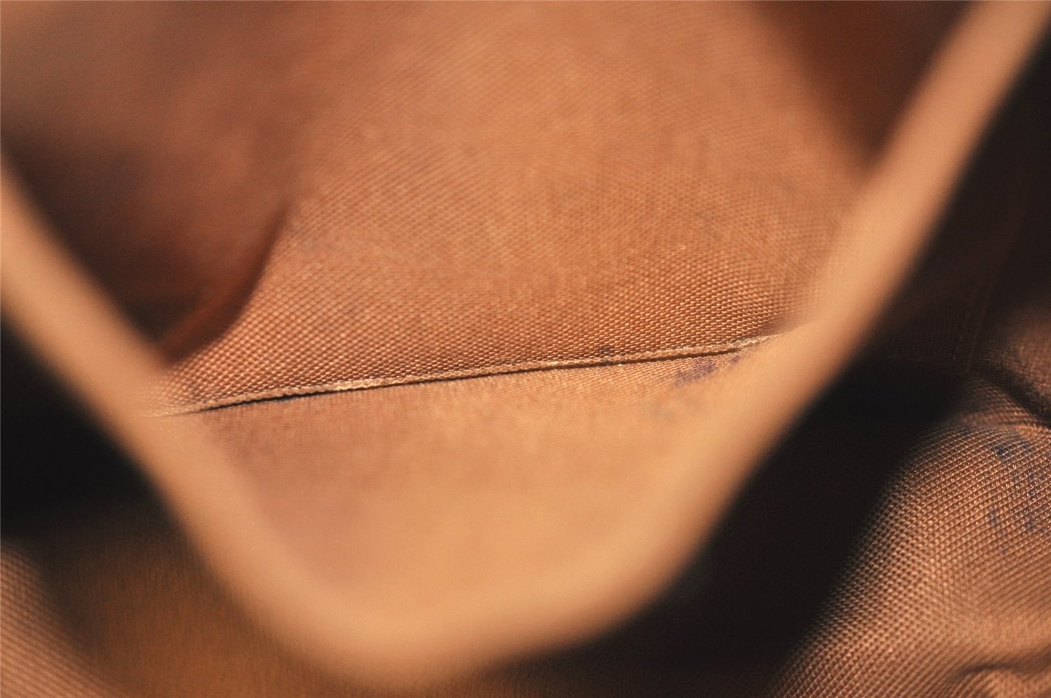 Authentic Louis Vuitton Monogram Tulum PM Shoulder Bag M40076 LV 6441J