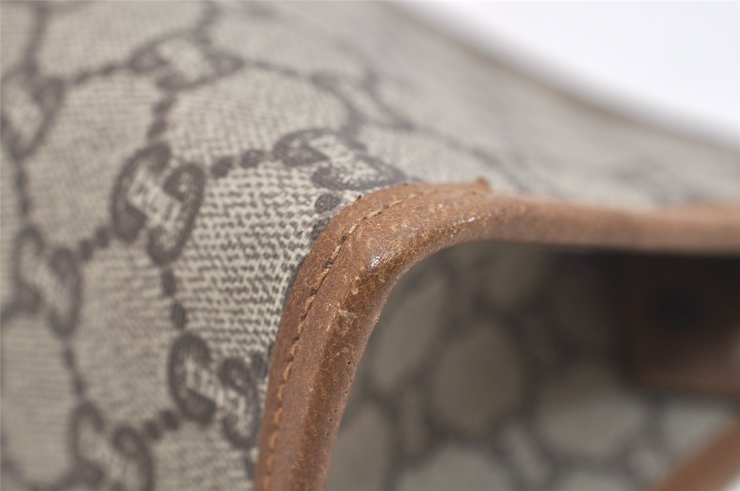 Authentic GUCCI Vintage GG Plus Clutch Hand Bag Purse PVC Leather Brown 6442J