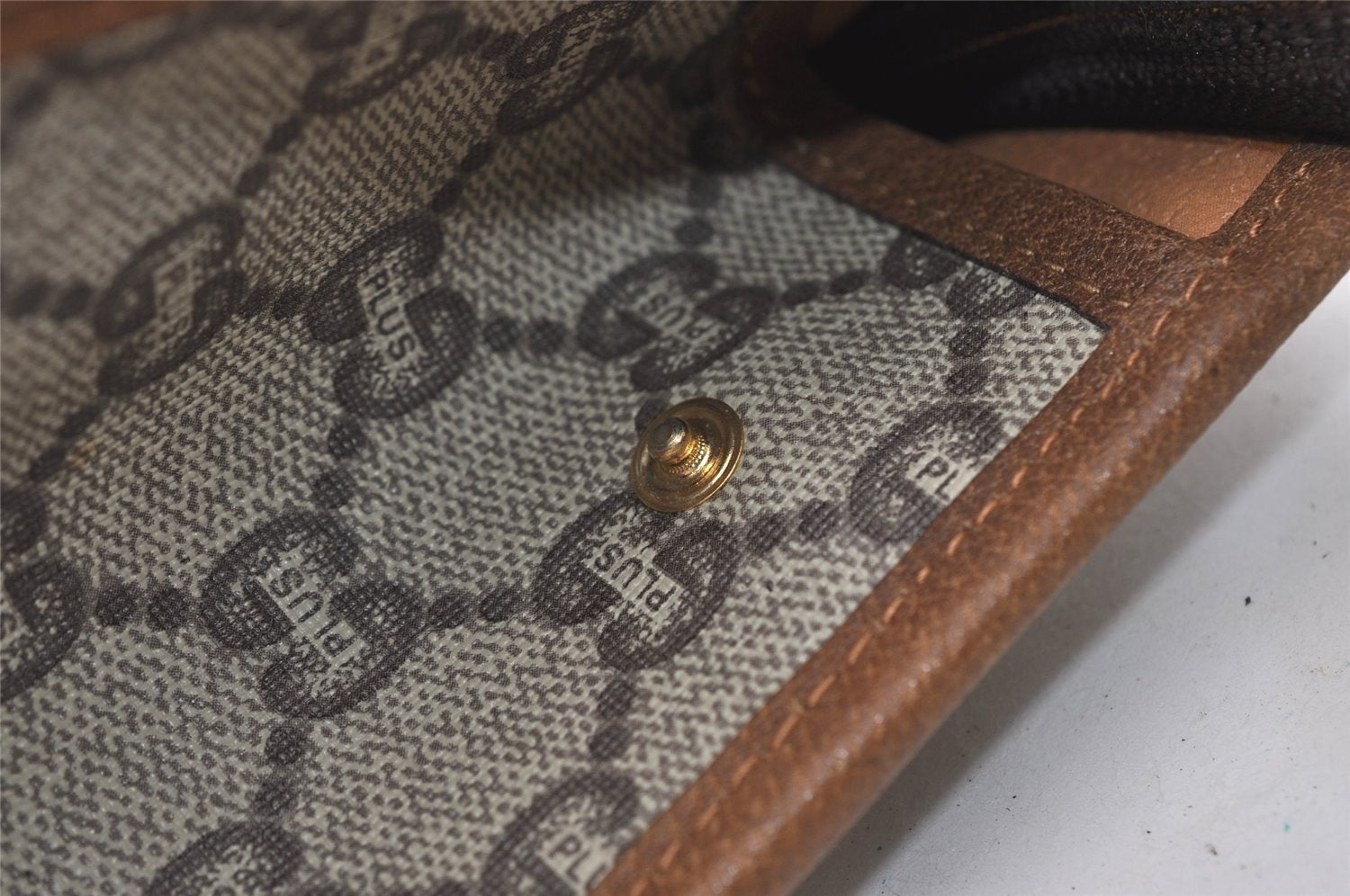 Authentic GUCCI Vintage GG Plus Clutch Hand Bag Purse PVC Leather Brown 6442J