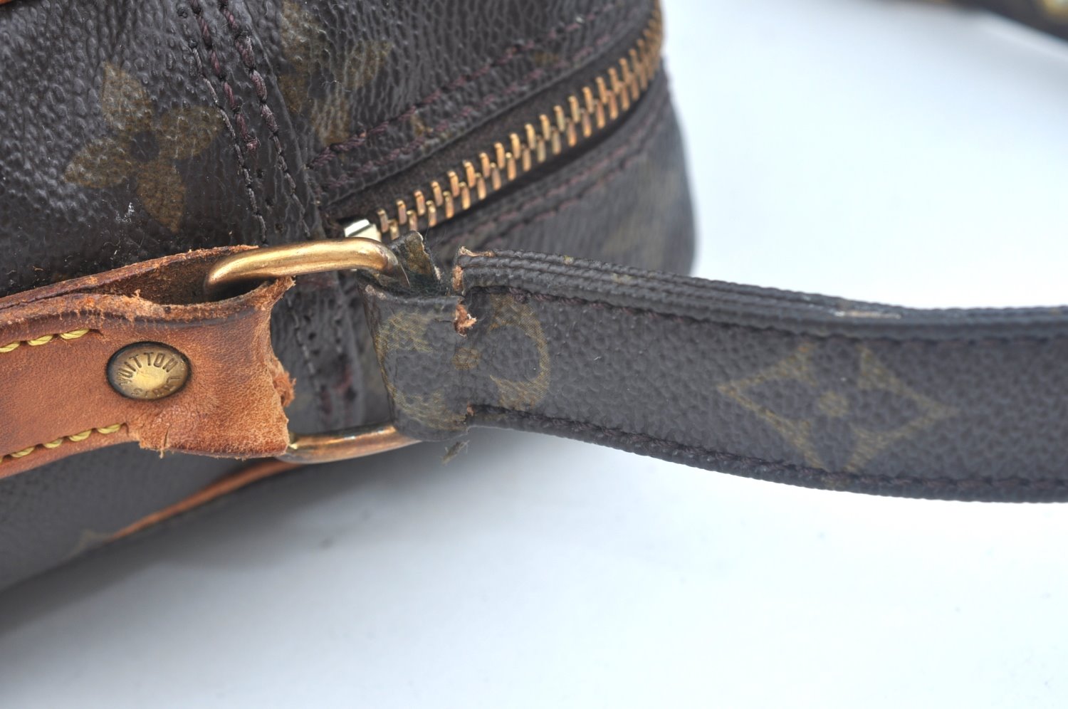 Authentic Louis Vuitton Monogram Nile Shoulder Cross Body Bag M45244 LV 6443H