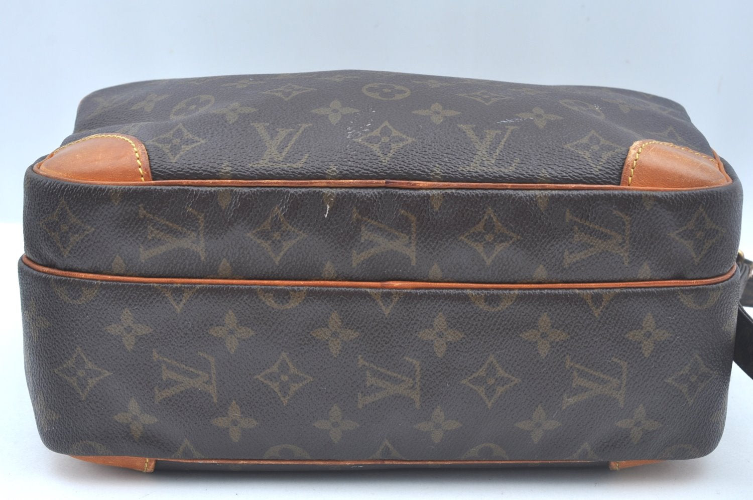 Authentic Louis Vuitton Monogram Nile Shoulder Cross Body Bag M45244 LV 6443H