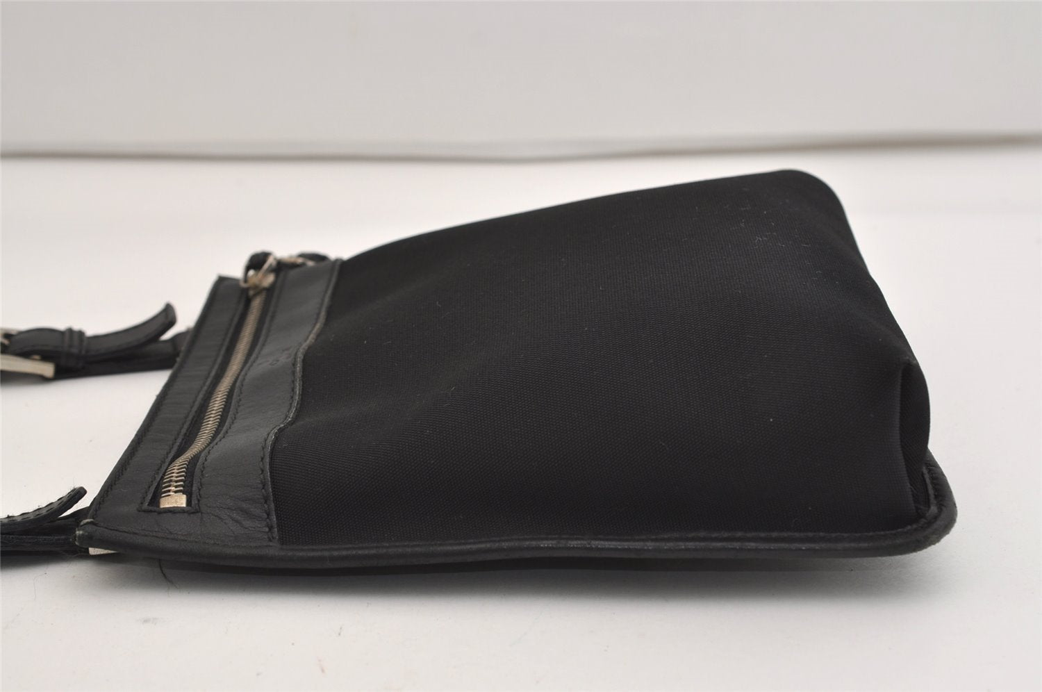 Authentic GUCCI Shoulder Cross Body Bag Purse Canvas Leather 92562 Black 6443J