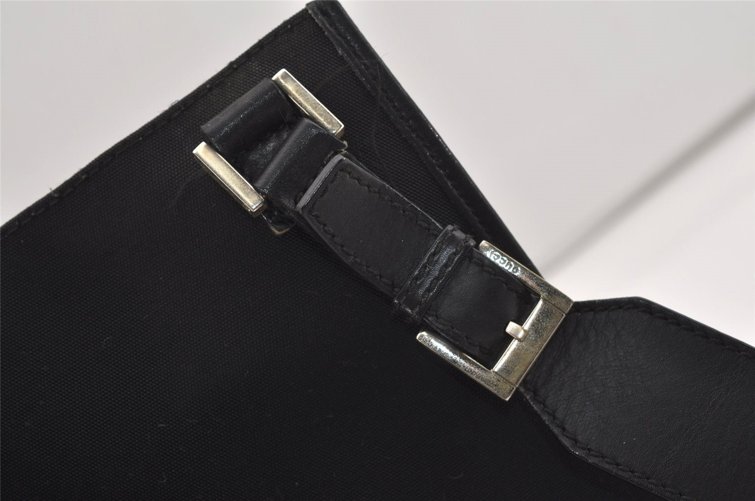 Authentic GUCCI Shoulder Cross Body Bag Purse Canvas Leather 92562 Black 6443J