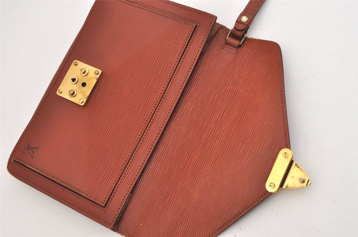 Authentic Louis Vuitton Epi Sellier Dragonne Clutch Bag Brown M52618 LV 6445J