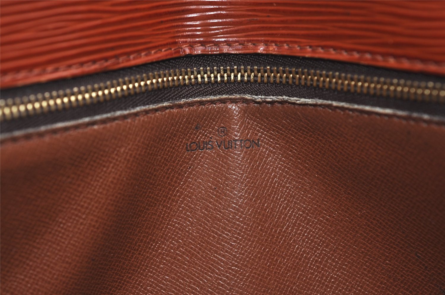 Authentic Louis Vuitton Epi Sellier Dragonne Clutch Bag Brown M52618 LV 6445J