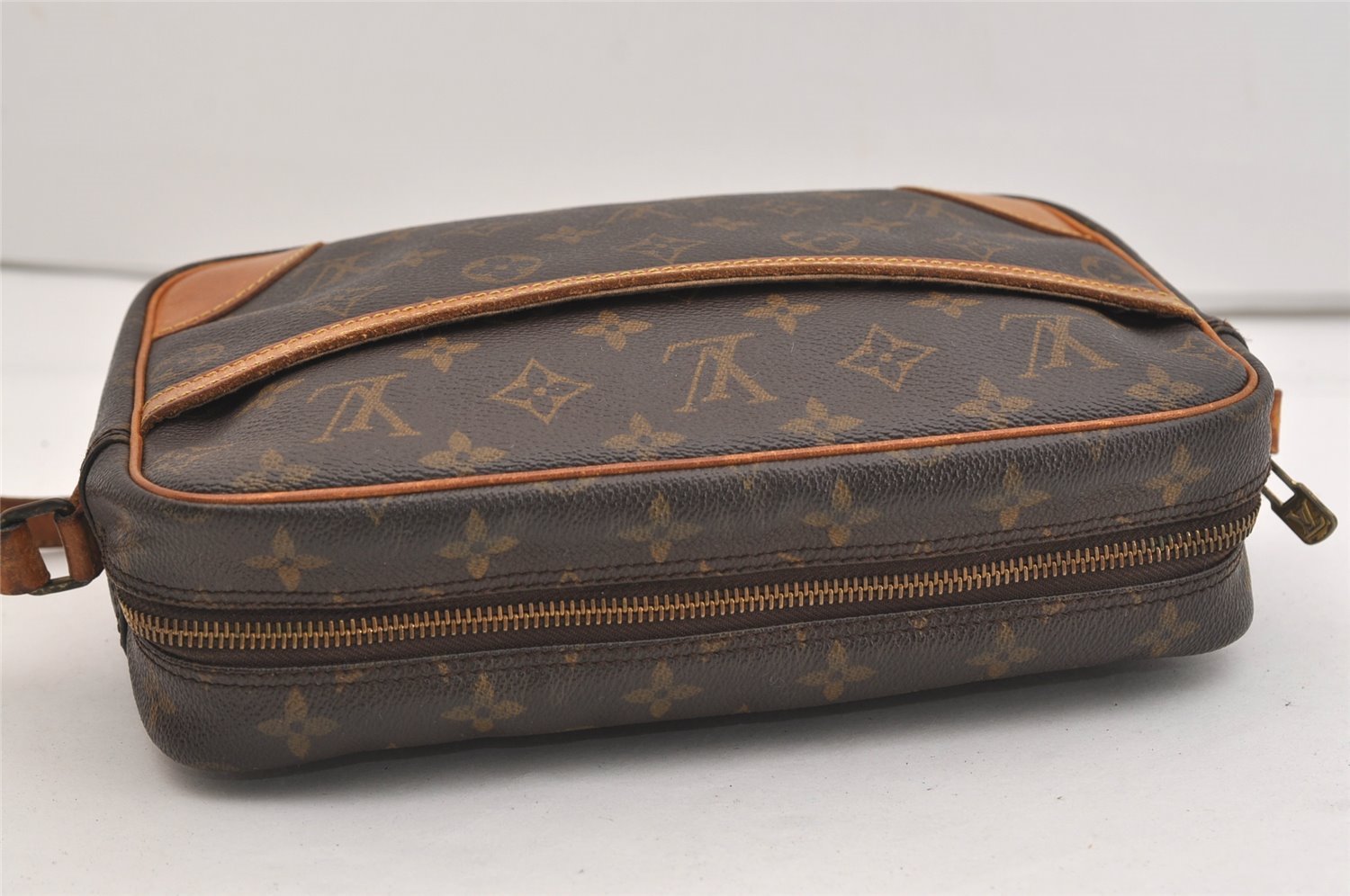 Authentic Louis Vuitton Monogram Trocadero 27 Shoulder Cross Bag M51274 LV 6447J