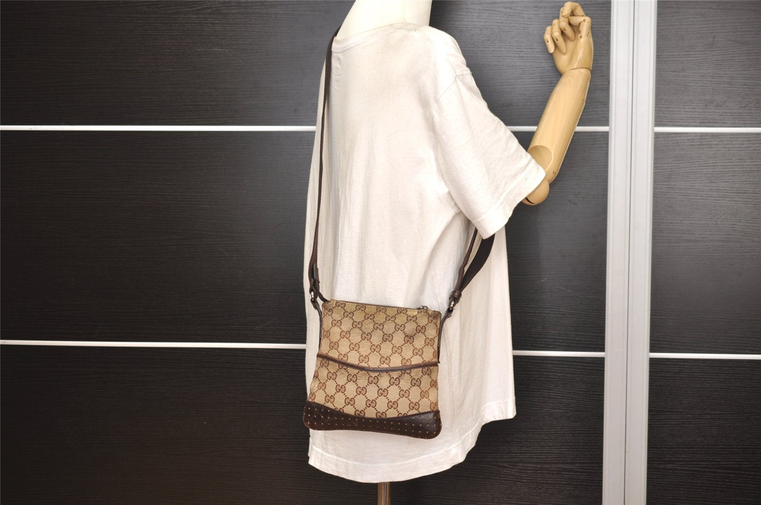 Authentic GUCCI Shoulder Cross Bag Purse GG Canvas Leather 147671 Brown 6448J