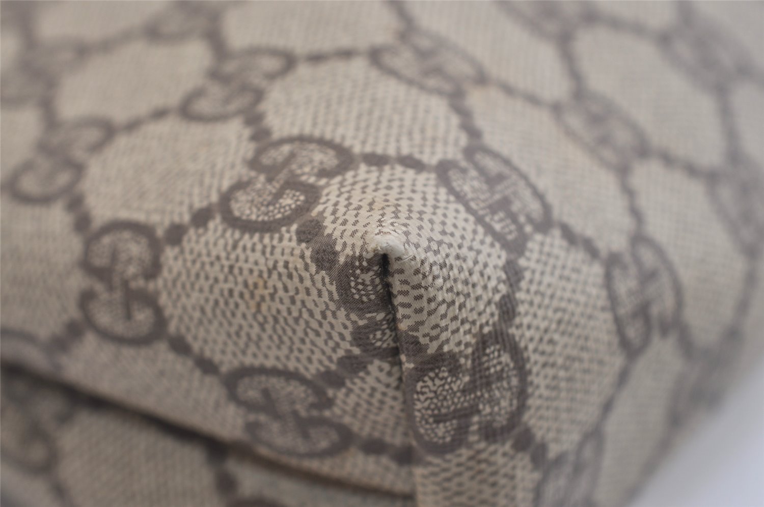 Authentic GUCCI Vintage Clutch Hand Bag Purse GG PVC Leather Brown 6450J