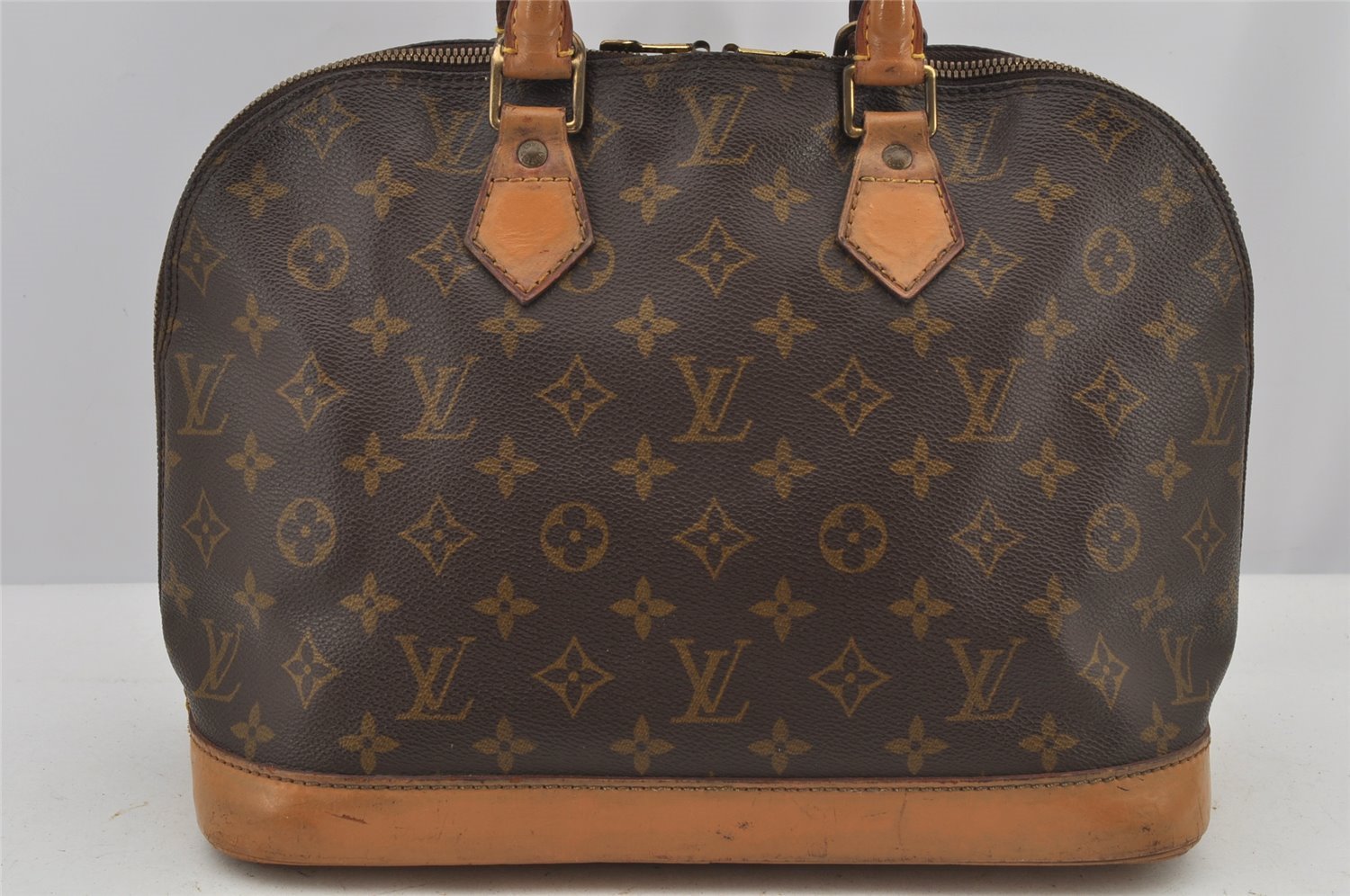 Authentic Louis Vuitton Monogram Alma Hand Bag Purse M51130 LV 6454J