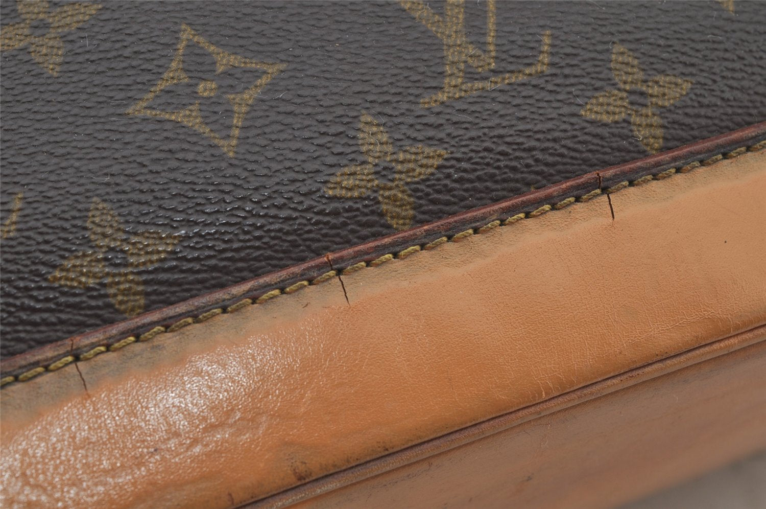 Authentic Louis Vuitton Monogram Alma Hand Bag Purse M51130 LV 6454J