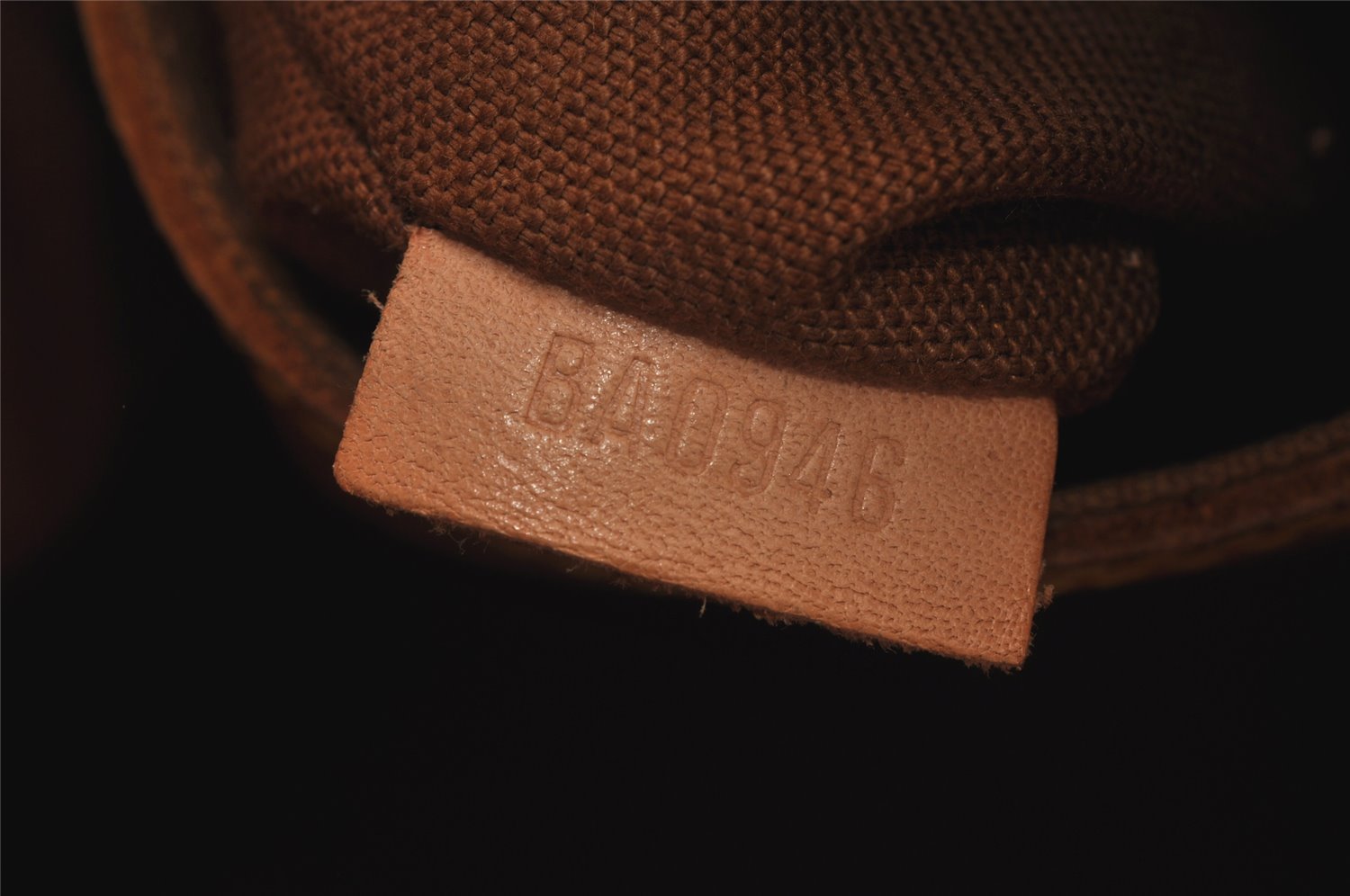 Authentic Louis Vuitton Monogram Alma Hand Bag Purse M51130 LV 6454J