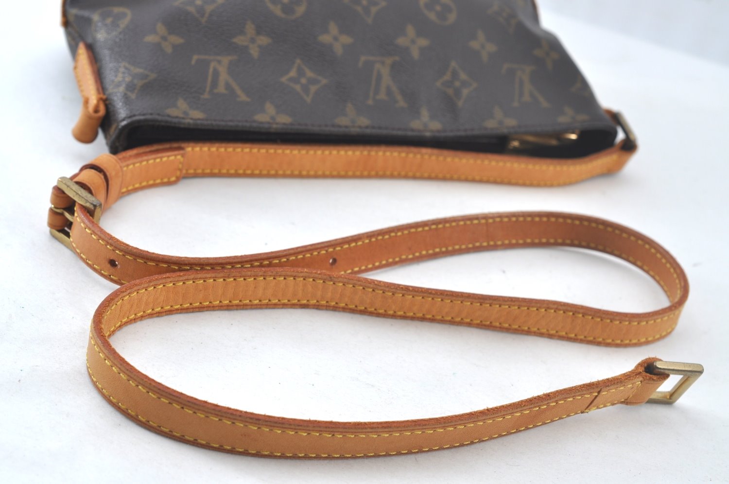 Authentic Louis Vuitton Monogram Trotteur Shoulder Cross Bag M51240 Junk 6455J