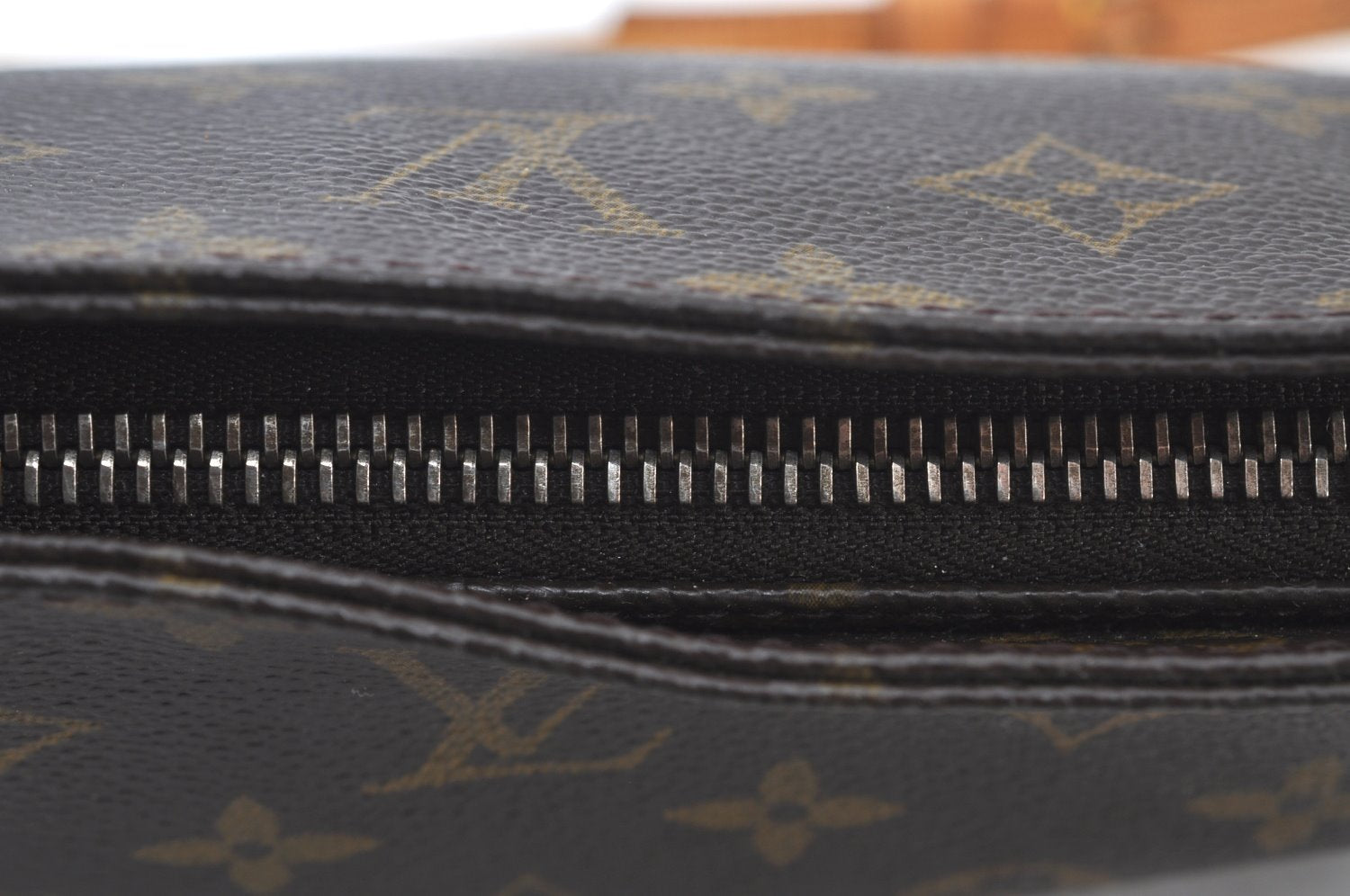 Authentic Louis Vuitton Monogram Trotteur Shoulder Cross Bag M51240 Junk 6455J