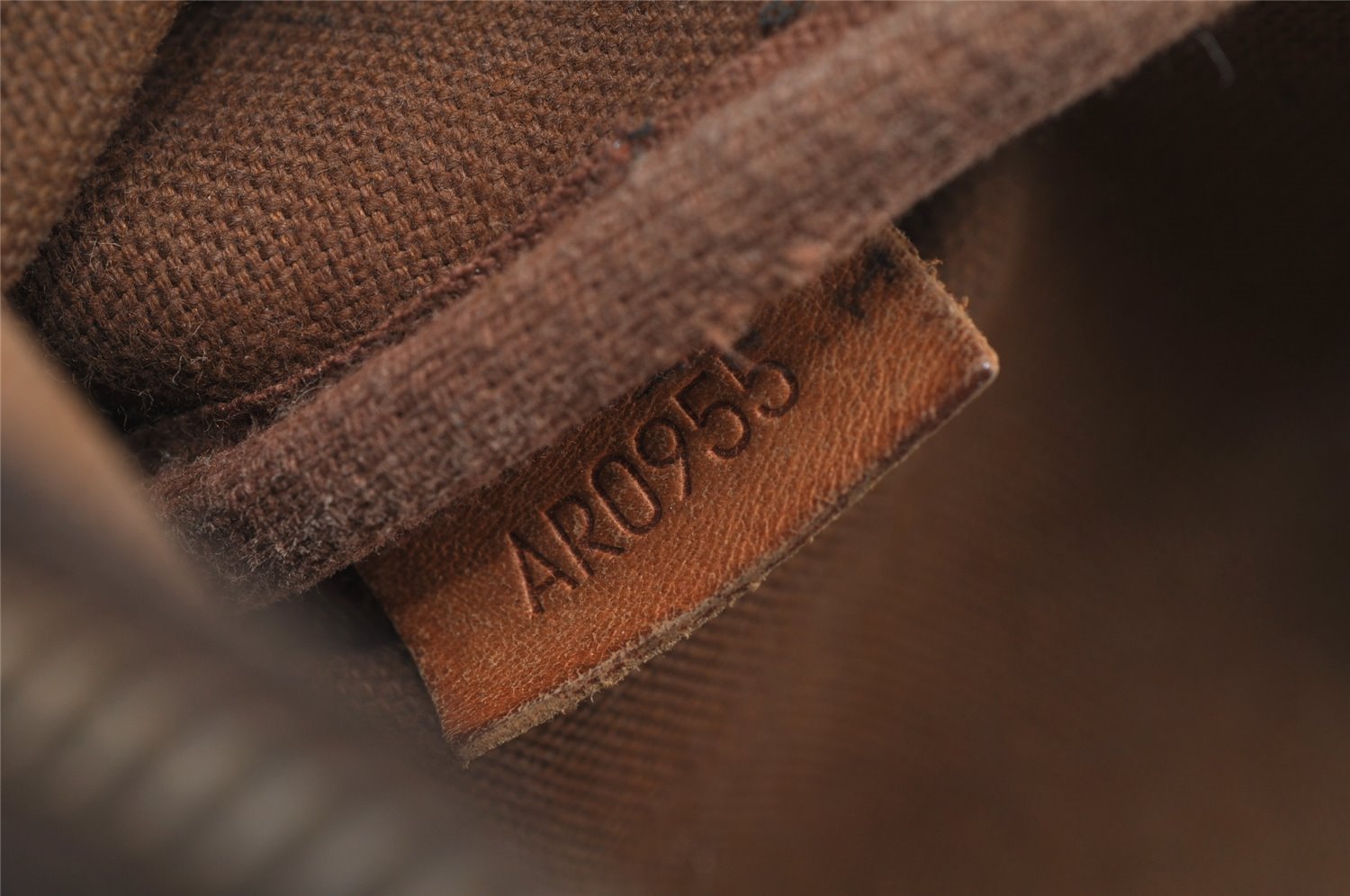 Authentic Louis Vuitton Monogram Pochette Accessoires Pouch M51980 Junk 6457I