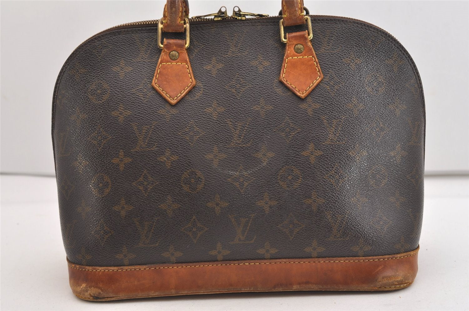 Authentic Louis Vuitton Monogram Alma Hand Bag Purse M51130 LV 6460J