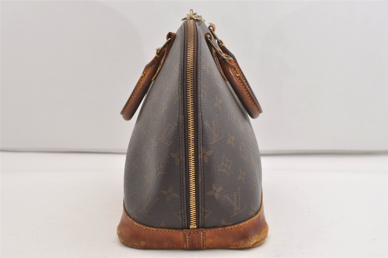 Authentic Louis Vuitton Monogram Alma Hand Bag Purse M51130 LV 6460J