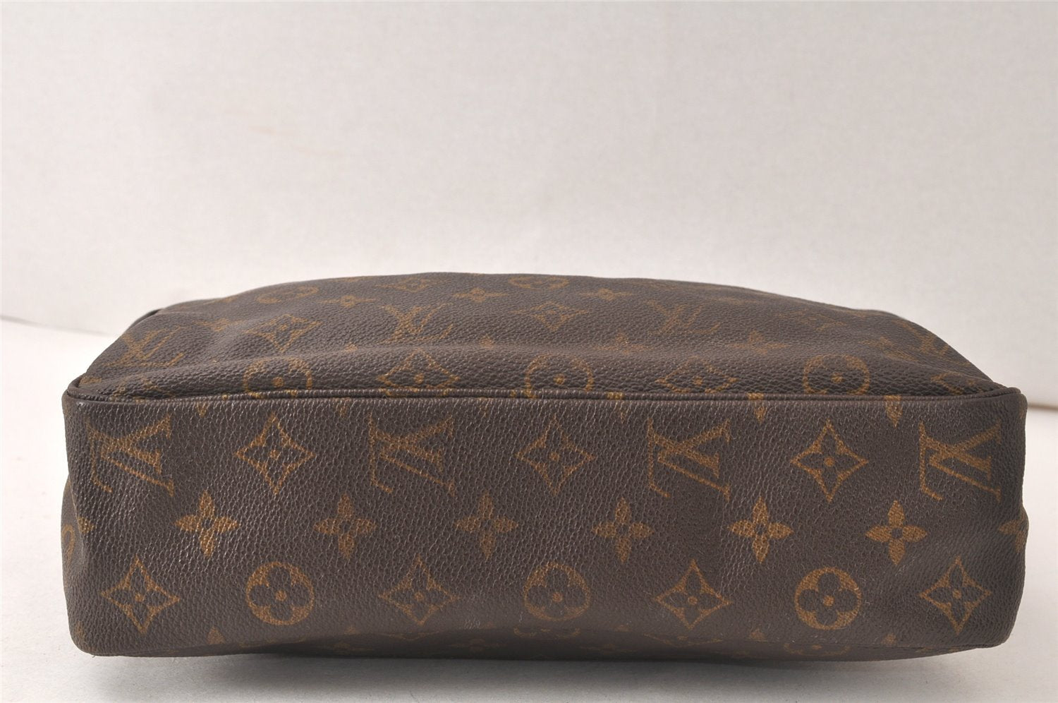 Auth Louis Vuitton Monogram Trousse Toilette 28 Clutch Hand Bag Old Model 6466K