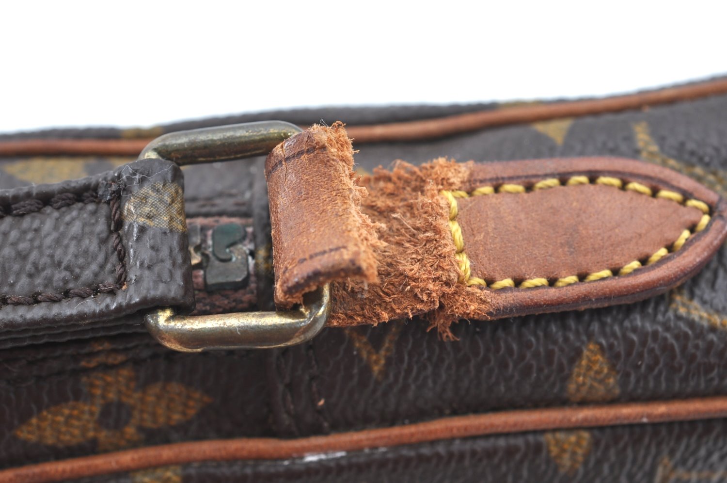 Auth Louis Vuitton Monogram Mini Poche Danube Shoulder Bag M45268 Junk 6470H