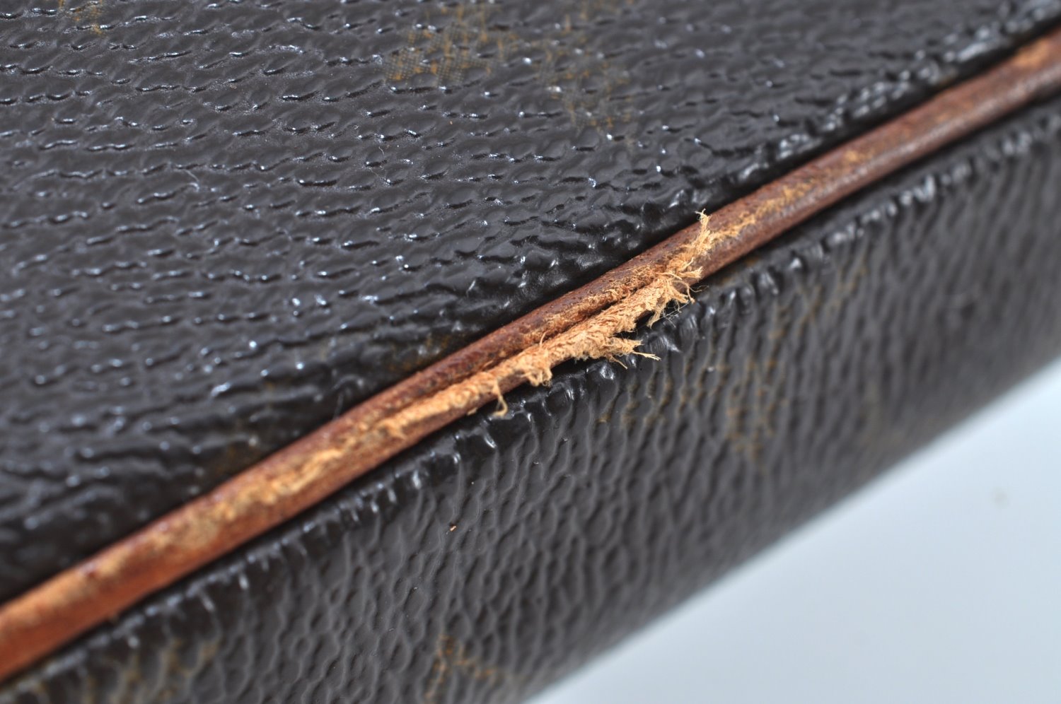 Auth Louis Vuitton Monogram Marly Dragonne GM M51825 Clutch Hand Bag Junk 6476G