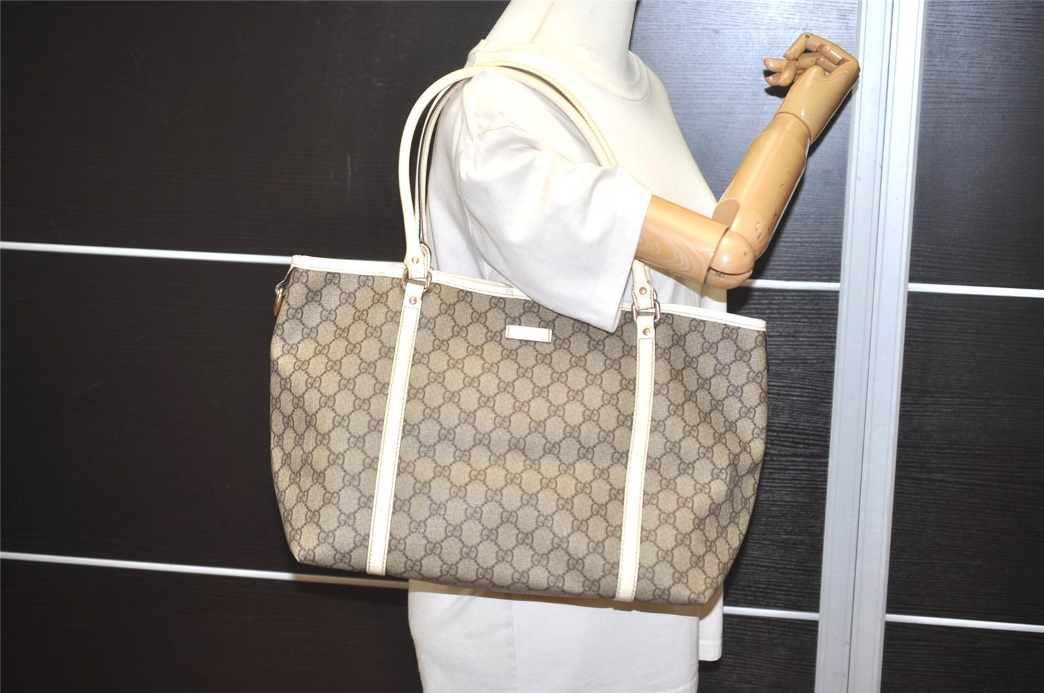 Authentic GUCCI Vintage Shoulder Tote Bag GG PVC Enamel 197953 Brown 6486I