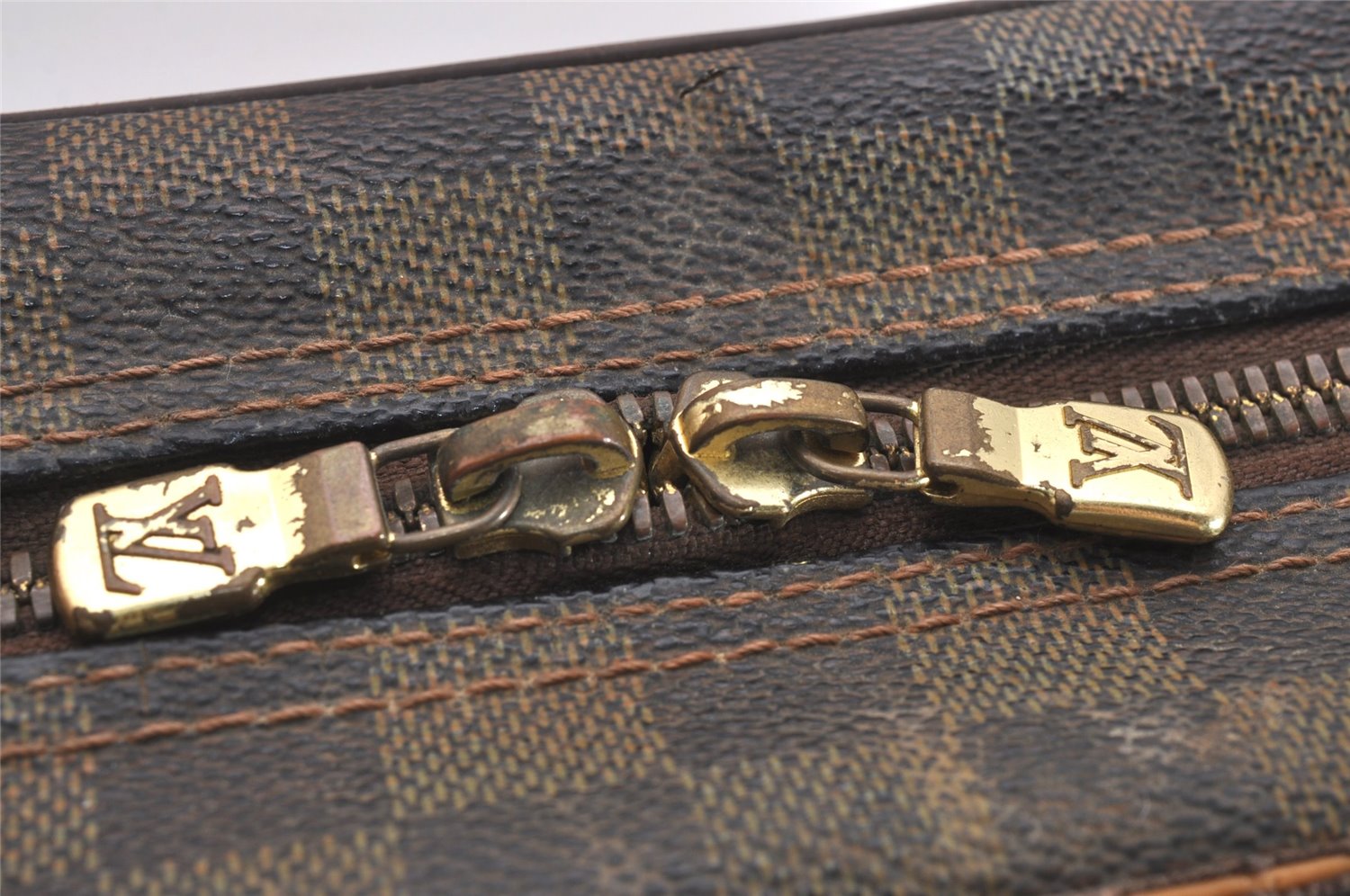 Authentic Louis Vuitton Damier Olav PM Shoulder Cross Body Bag N41442 LV 6493J