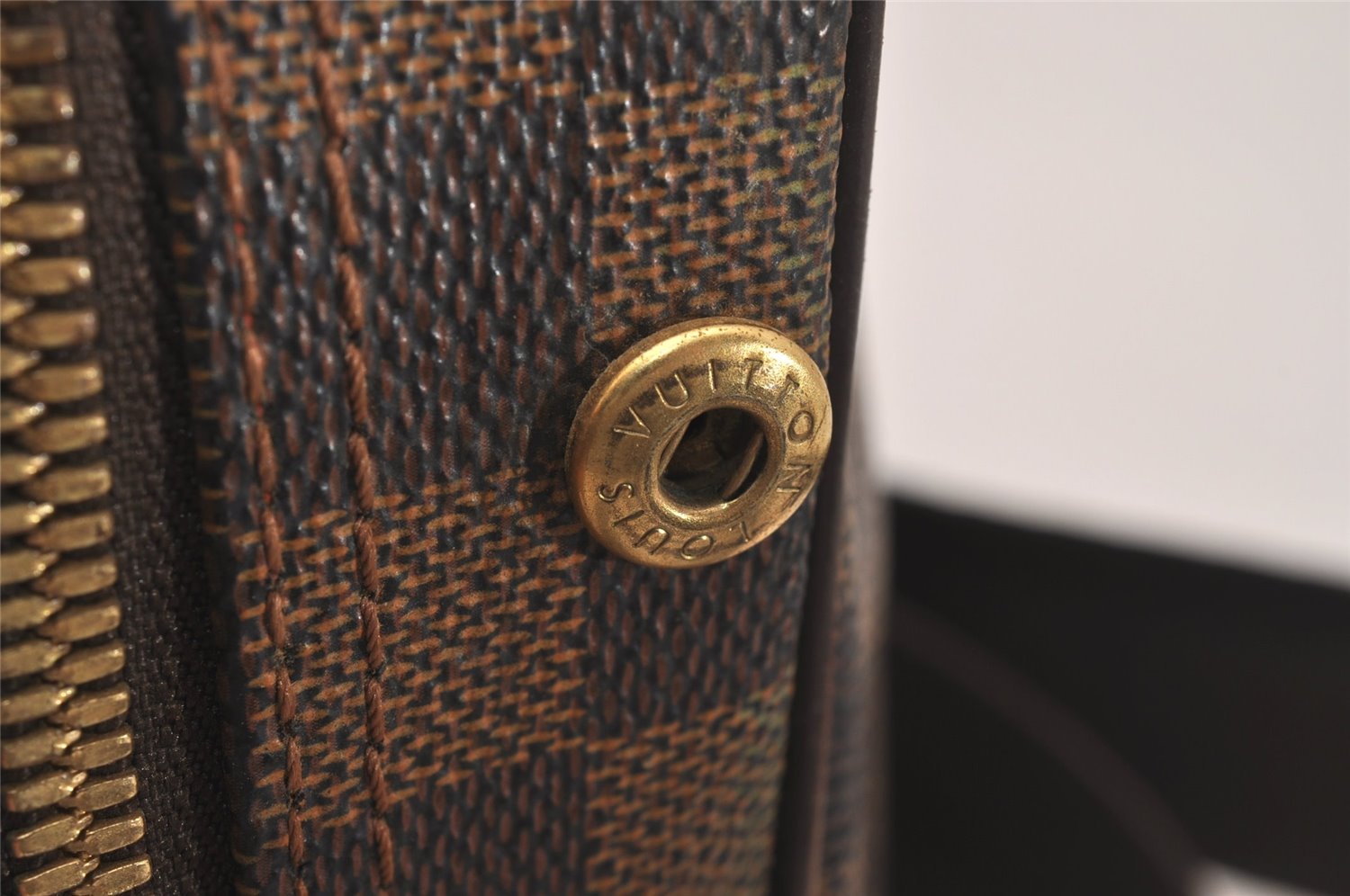 Authentic Louis Vuitton Damier Olav PM Shoulder Cross Body Bag N41442 LV 6493J