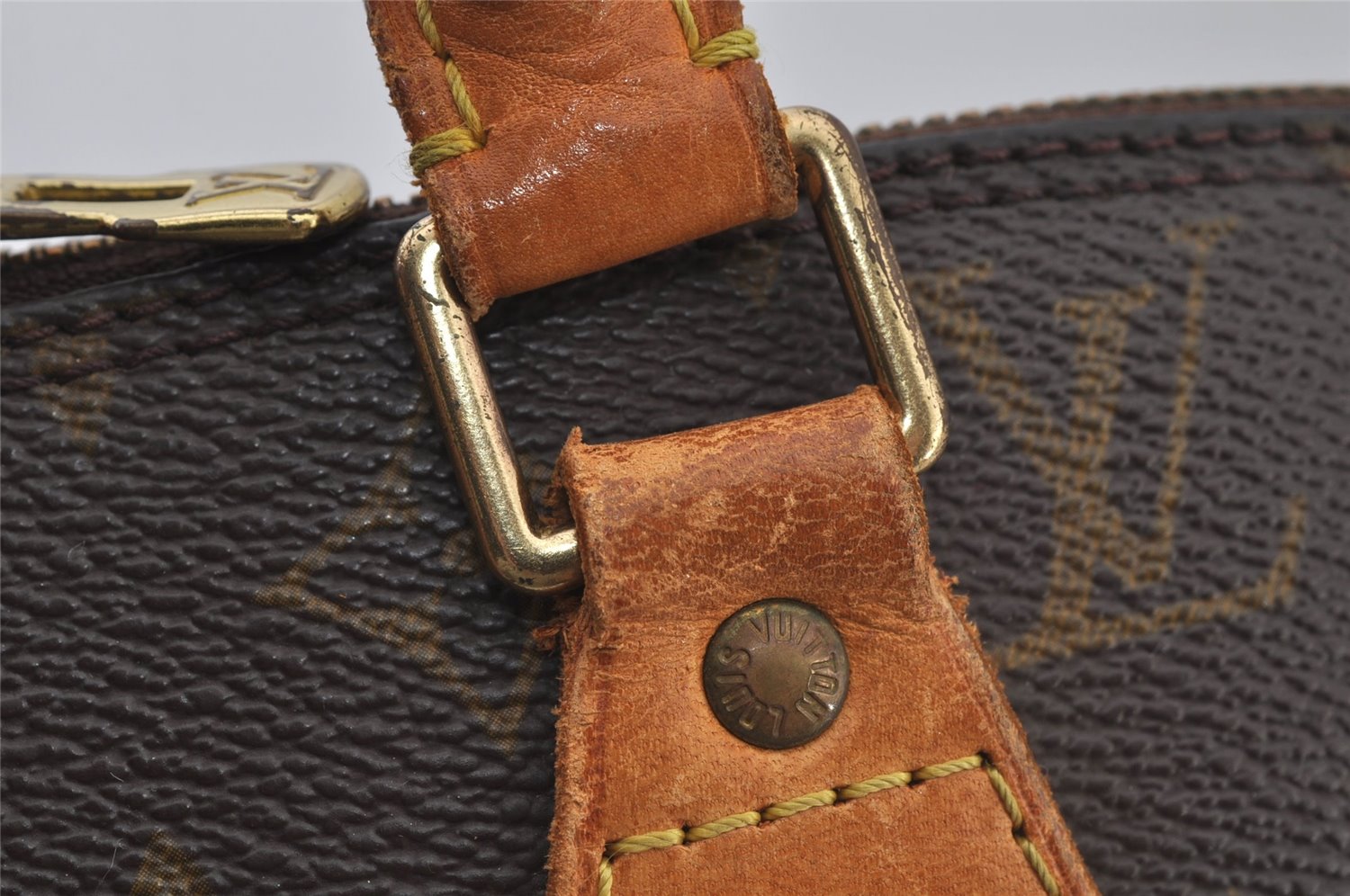 Authentic Louis Vuitton Monogram Alma Hand Bag Purse M51130 LV 6496J