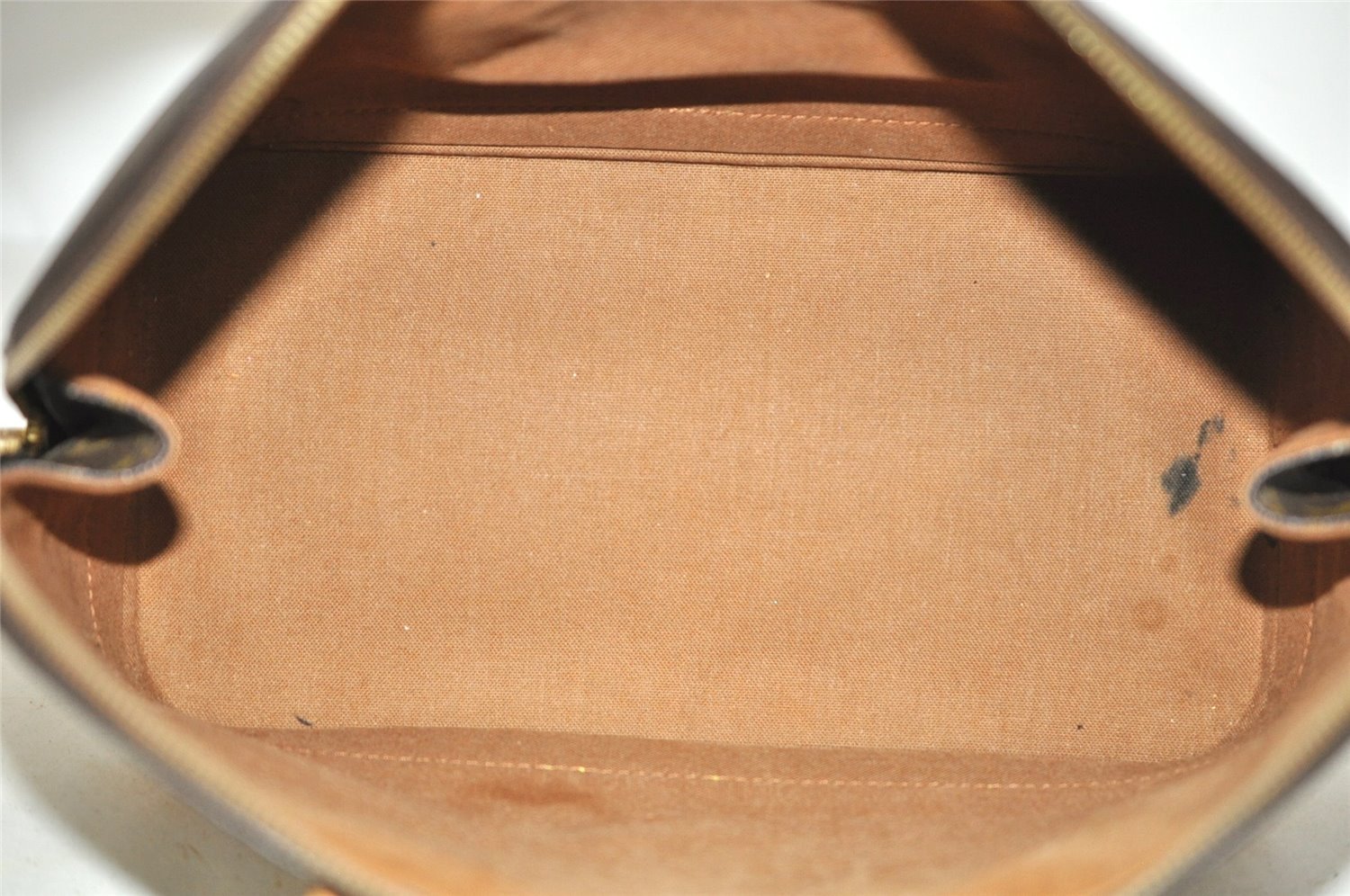 Authentic Louis Vuitton Monogram Alma Hand Bag Purse M51130 LV 6496J