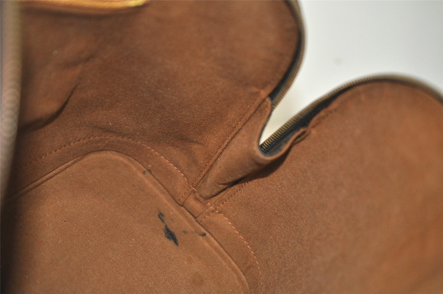 Authentic Louis Vuitton Monogram Alma Hand Bag Purse M51130 LV 6496J