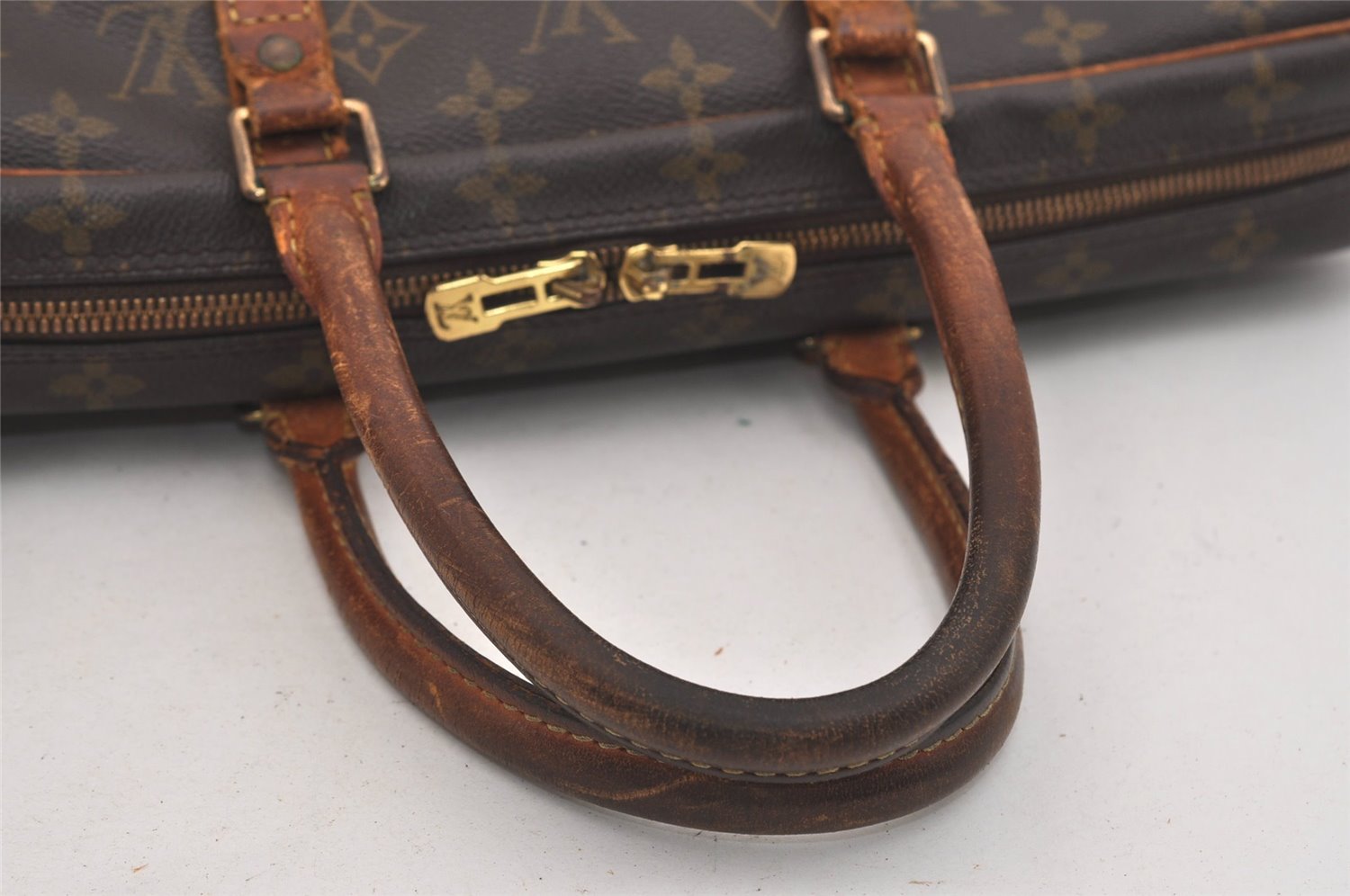 Authentic Louis Vuitton Monogram Porte Documents Voyage M53361 Briefcase 6500J