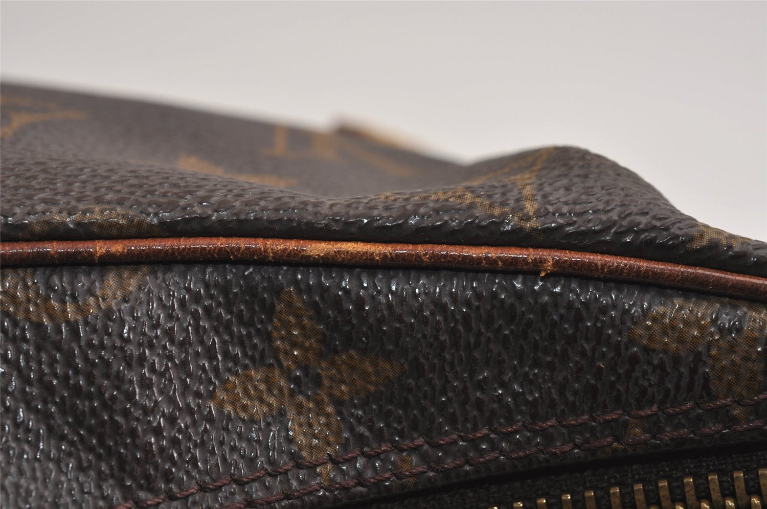 Authentic Louis Vuitton Monogram Boulogne 30 Shoulder Cross Bag M52165 LV 6505J