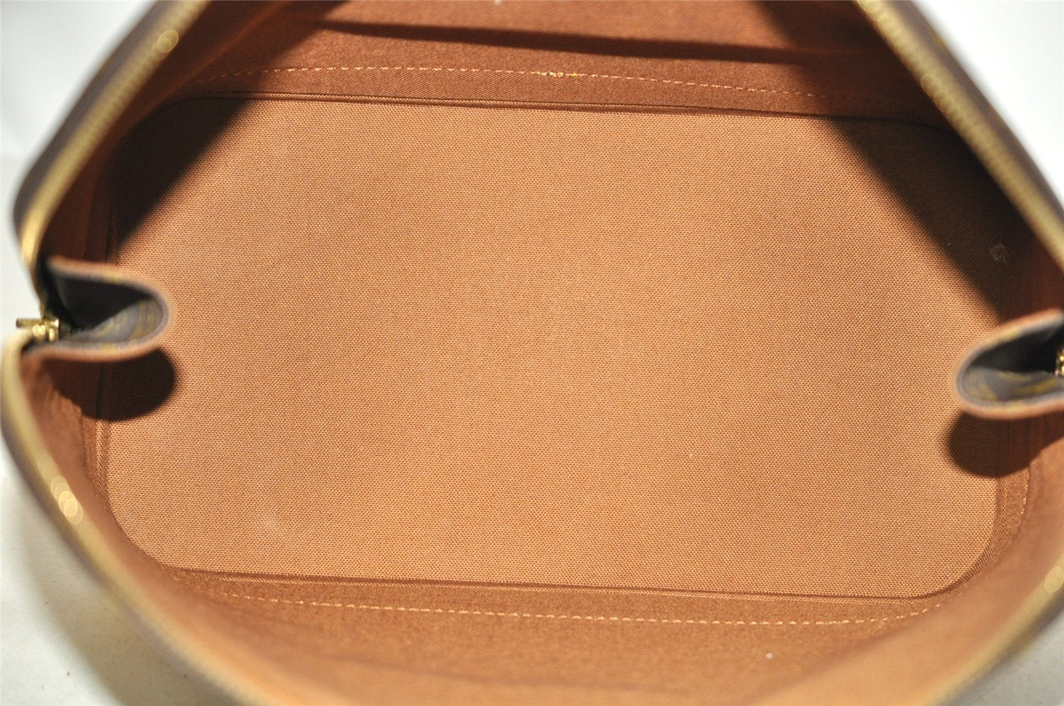 Authentic Louis Vuitton Monogram Alma Hand Bag Purse M51130 LV 6506I