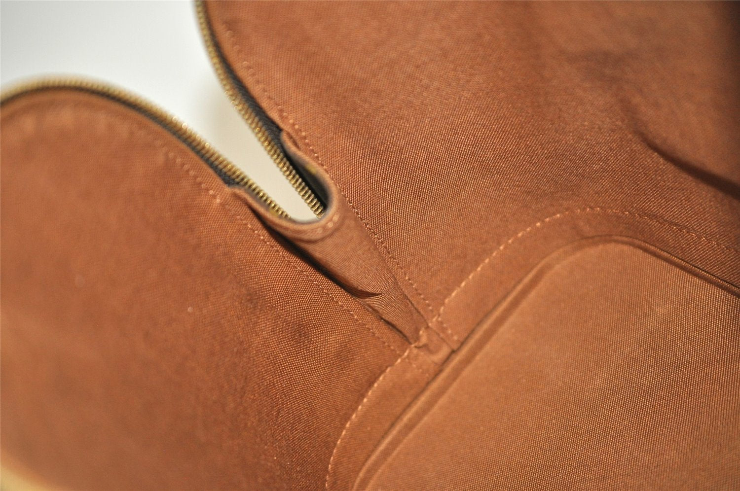 Authentic Louis Vuitton Monogram Alma Hand Bag Purse M51130 LV 6506I