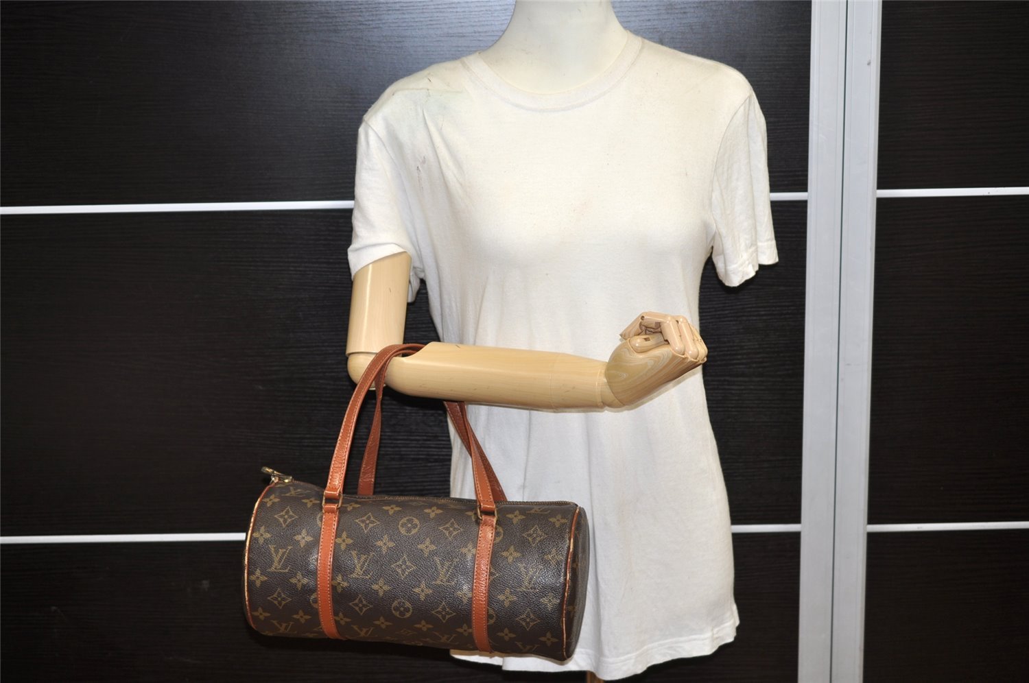 Authentic Louis Vuitton Monogram Papillon 30 Hand Bag Old Model LV 6507K