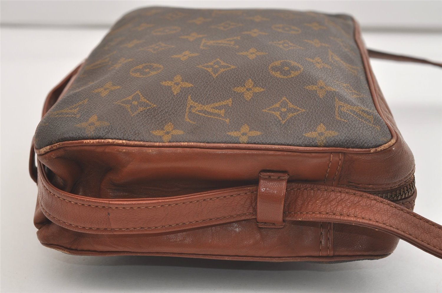 Authentic Louis Vuitton Monogram Sac Bandouliere 30 Shoulder Bag Old Model 6508J
