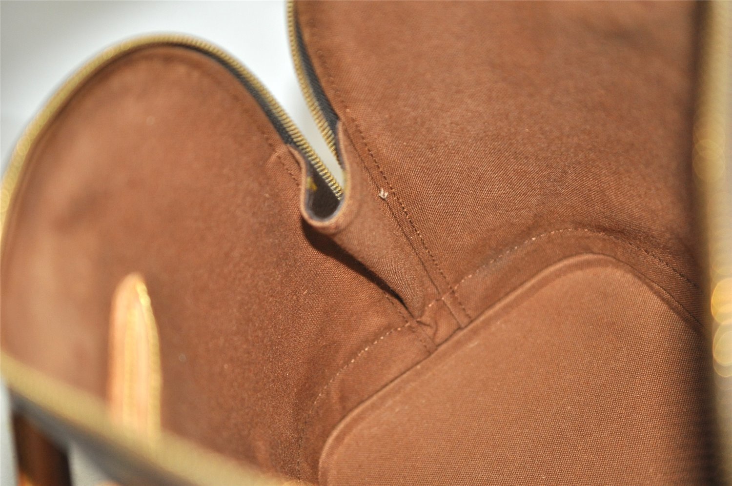 Authentic Louis Vuitton Monogram Alma Hand Bag Purse M51130 LV 6509I