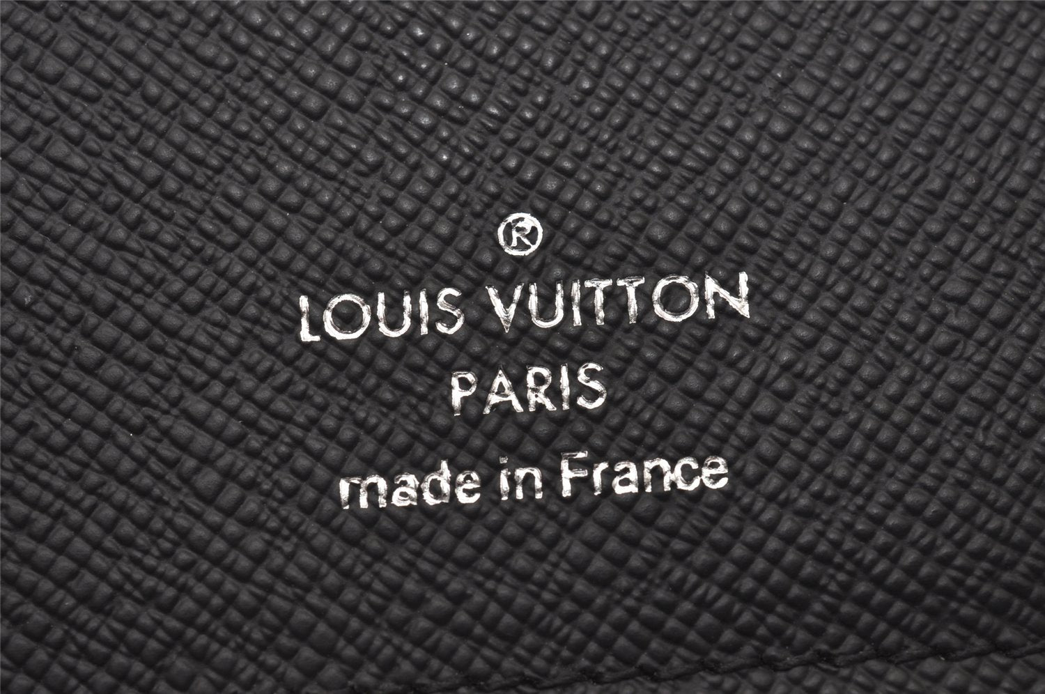 Authentic Louis Vuitton Taiga Portefeuille Pince Card Case Black M62978 LV 6512I