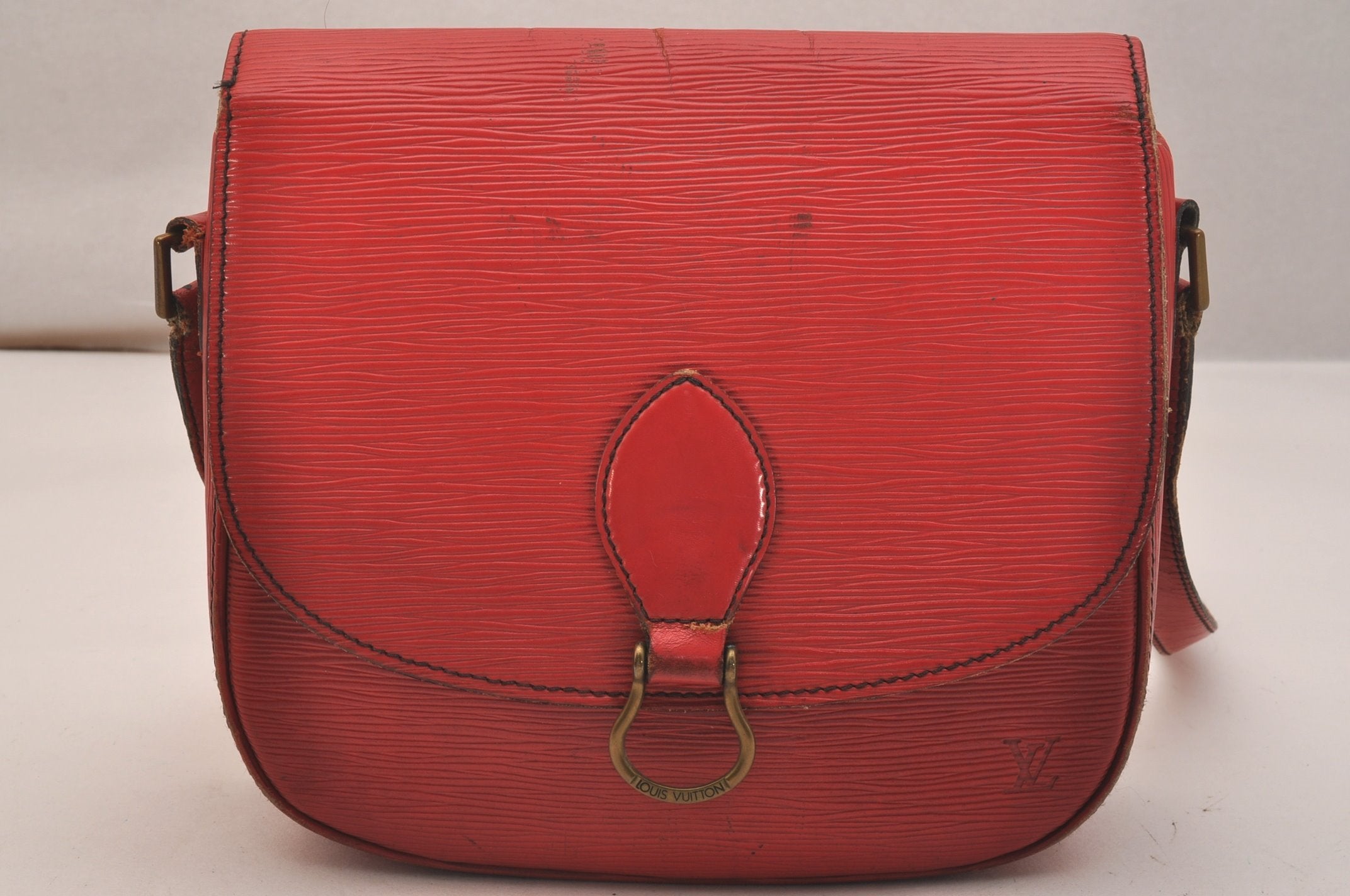 Authentic Louis Vuitton Epi Saint Cloud GM Shoulder Bag Red M52197 Junk 6517J
