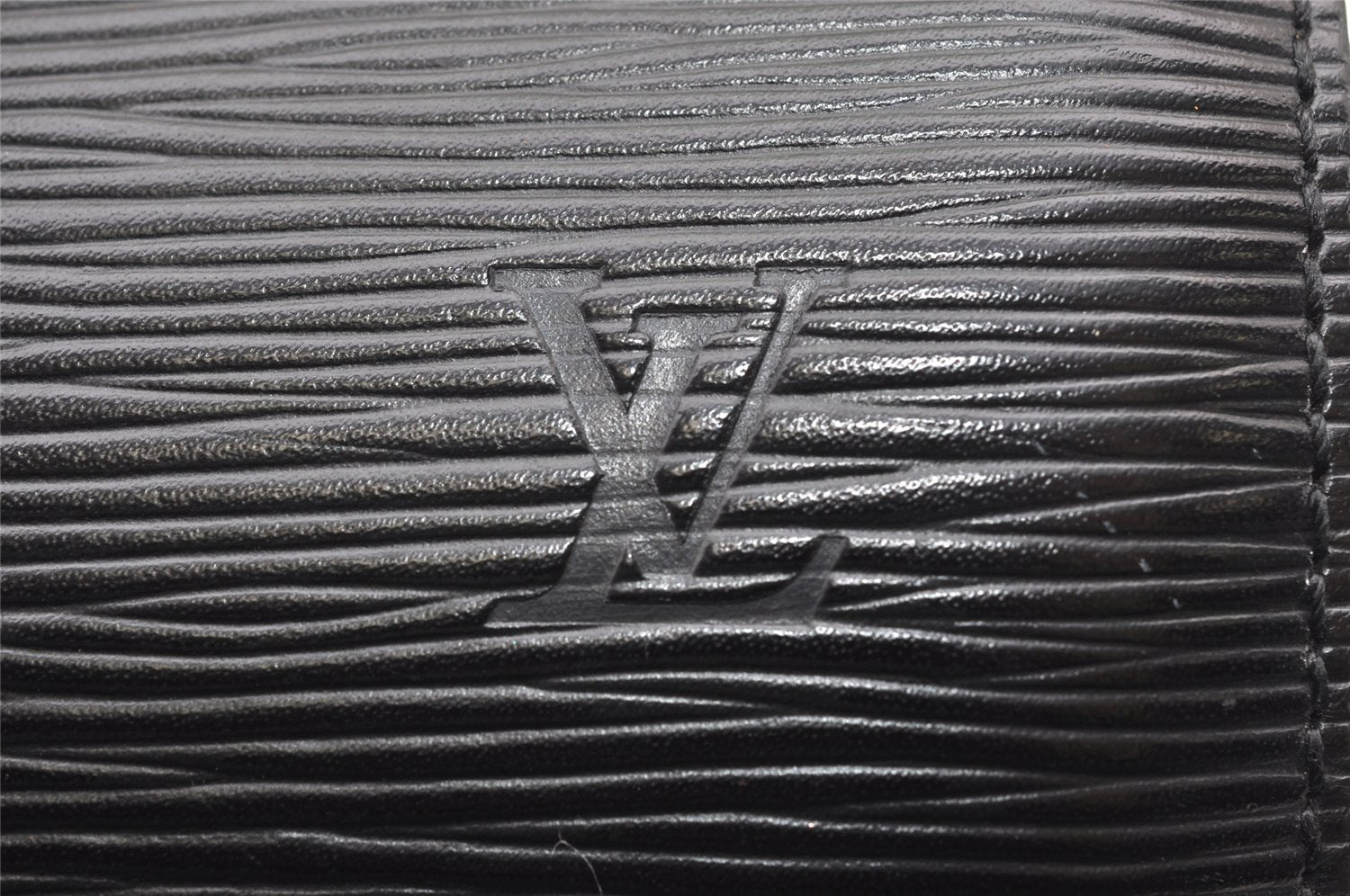 Authentic Louis Vuitton Epi Soufflot Black Hand Bag M52222 LV 6525K