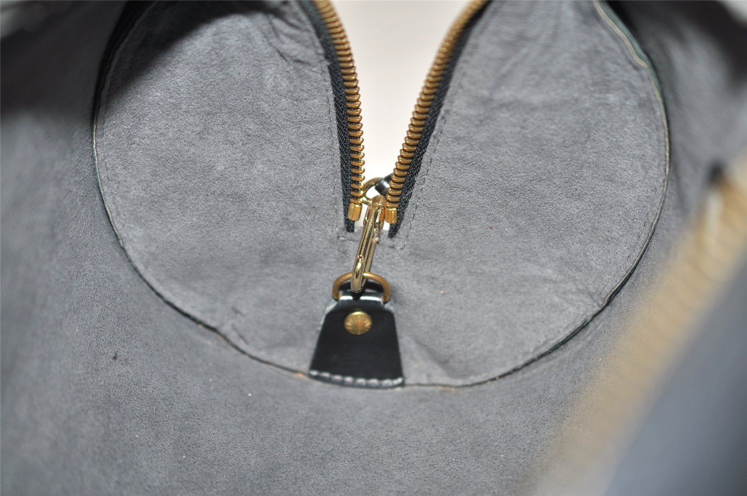 Authentic Louis Vuitton Epi Soufflot Black Hand Bag M52222 LV 6525K