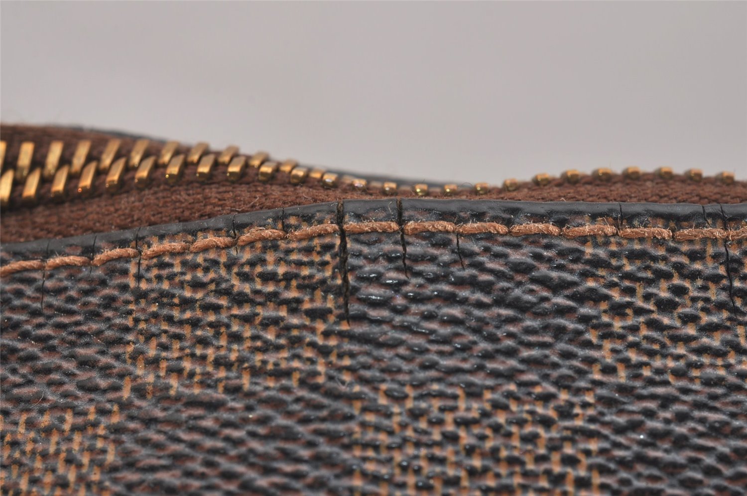 Authentic Louis Vuitton Damier Pochette Melville N51127 Shoulder Cross Bag 6526J