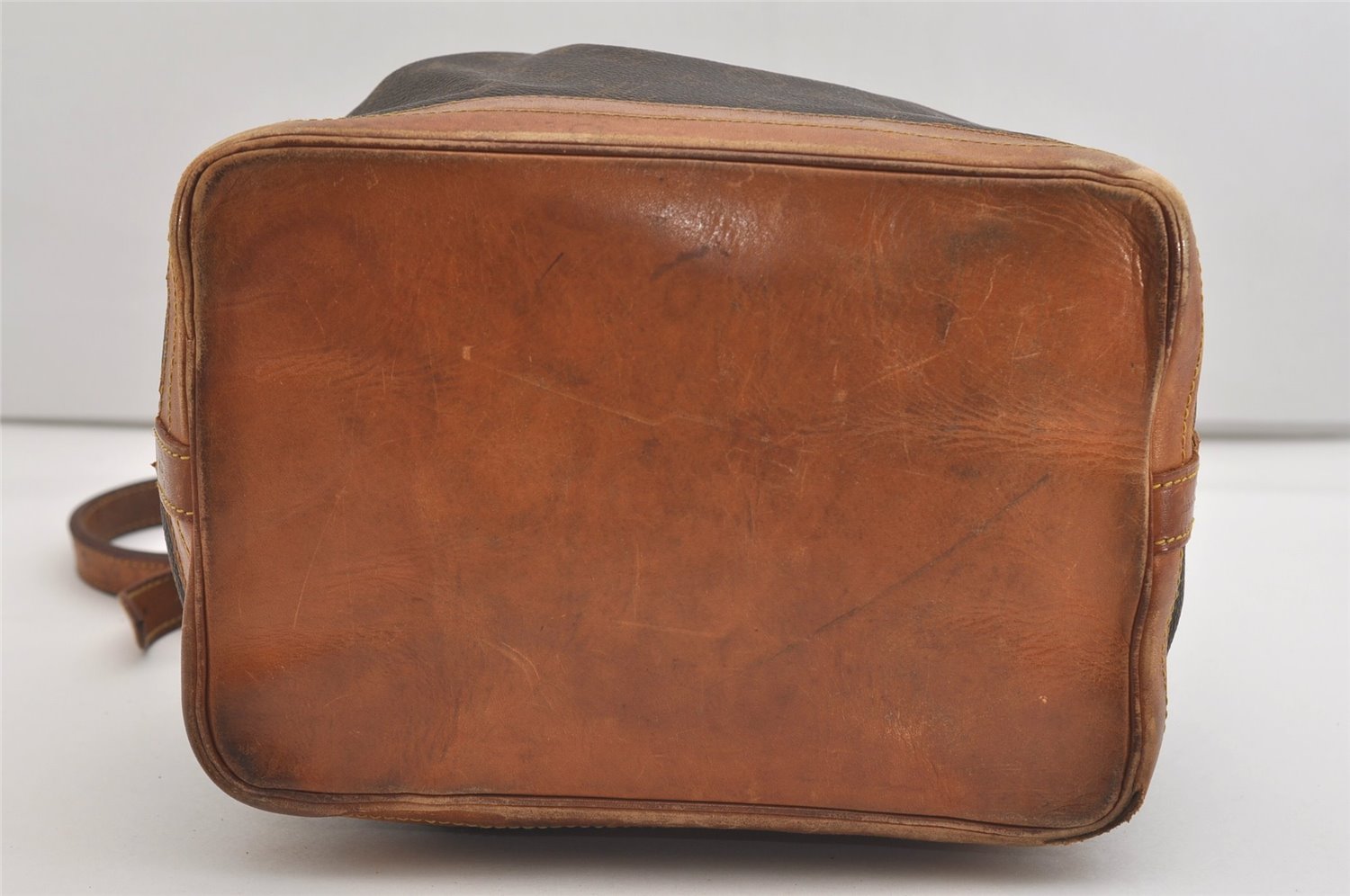 Authentic Louis Vuitton Monogram Noe Shoulder Drawstring Bag M42224 LV 6528J