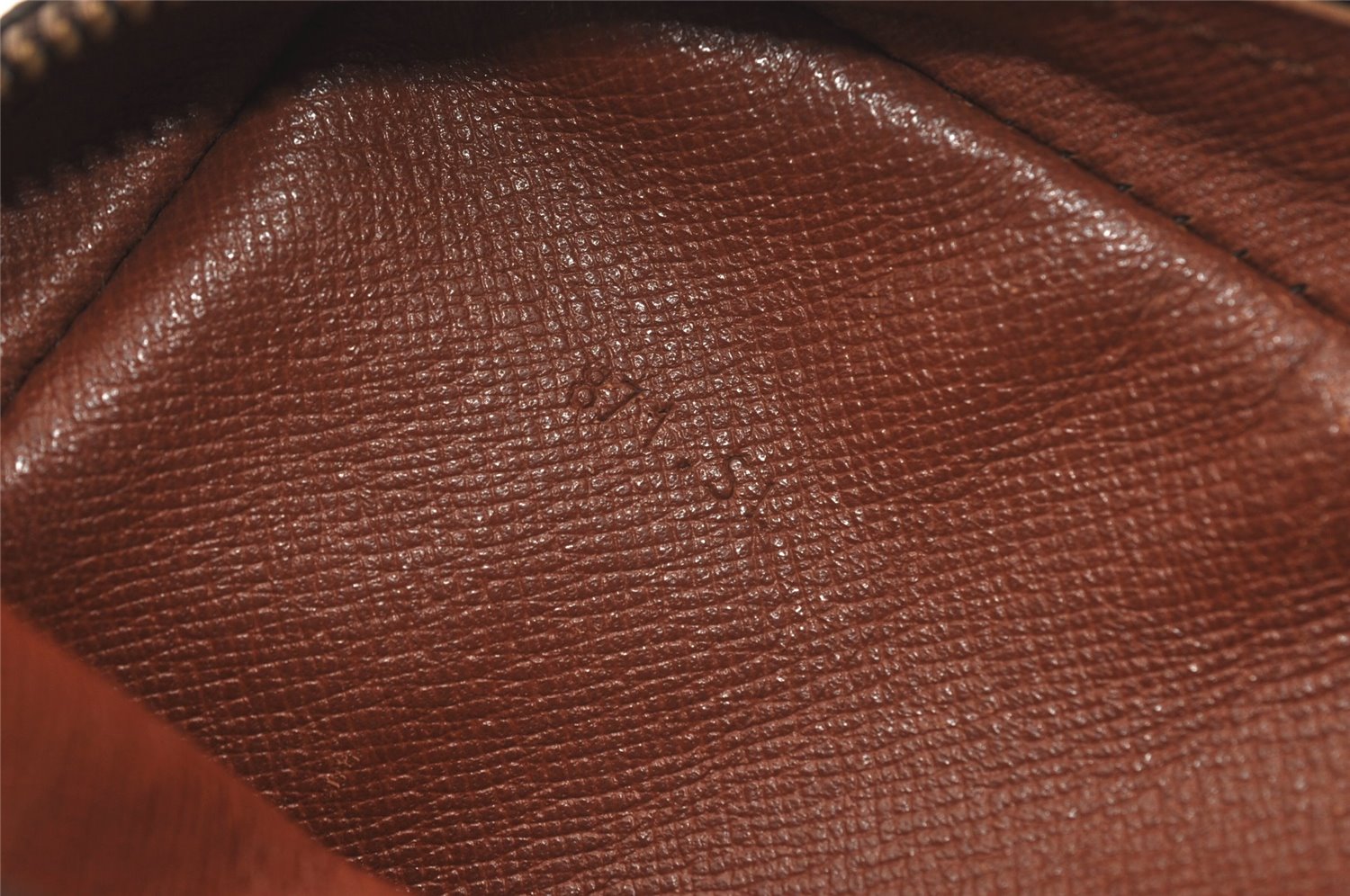 Authentic Louis Vuitton Monogram Danube Shoulder Crossbody Bag M45266 Junk 6529J