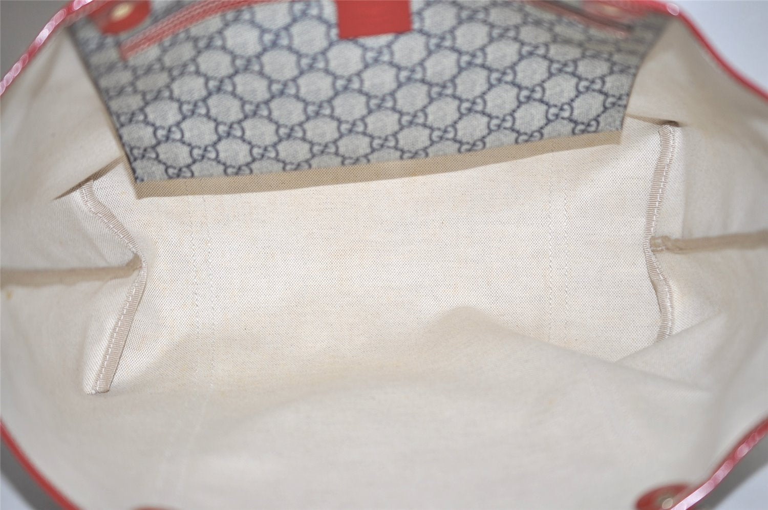 Authentic GUCCI Heart Tattoo Shoulder Tote Bag GG PVC Enamel 197953 Navy 6539I