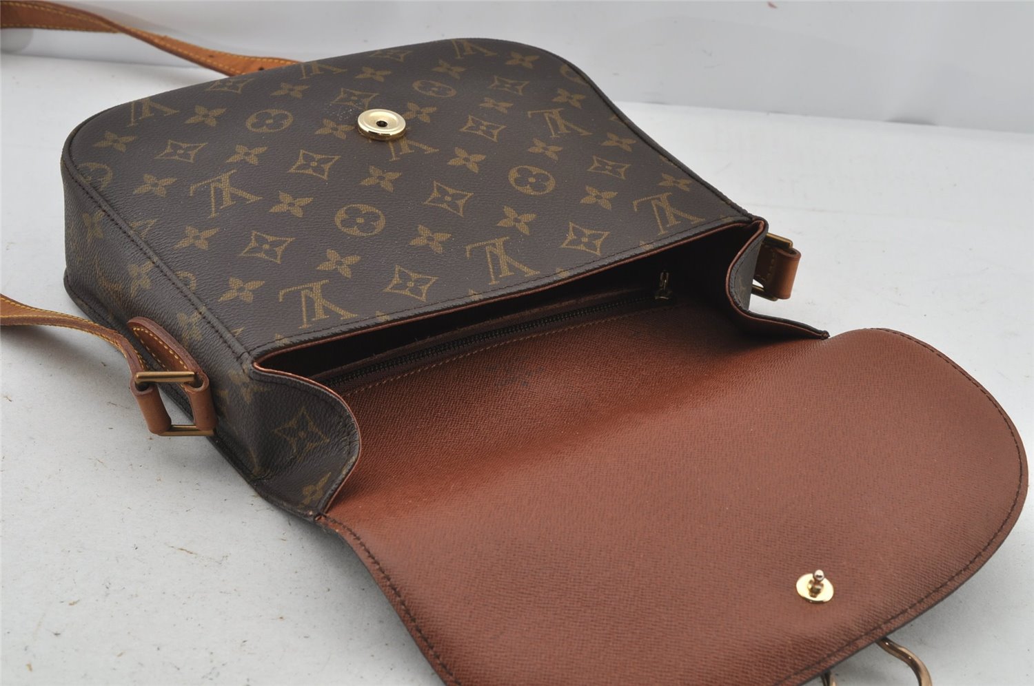 Authentic Louis Vuitton Monogram Saint Cloud GM M51242 Shoulder Cross Bag 6540J