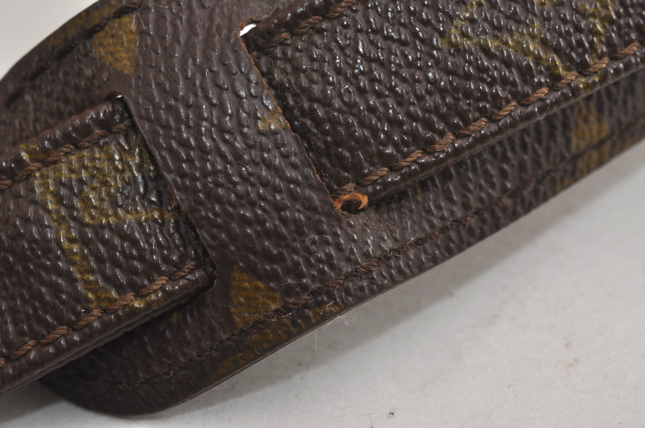 Authentic Louis Vuitton Monogram Marceau Shoulder Body Bag Old Model Junk 6548J