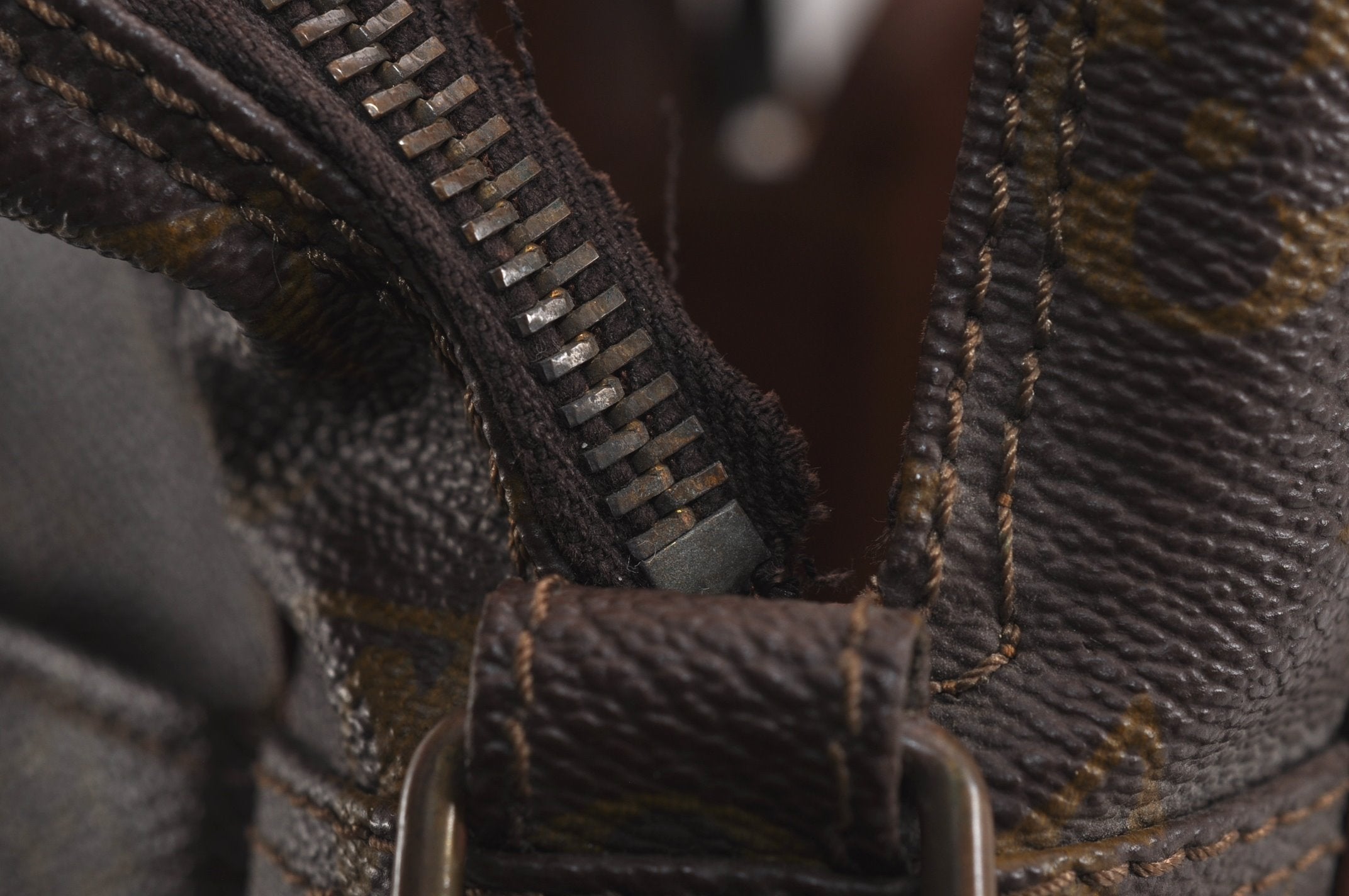 Authentic Louis Vuitton Monogram Marceau Shoulder Body Bag Old Model Junk 6548J