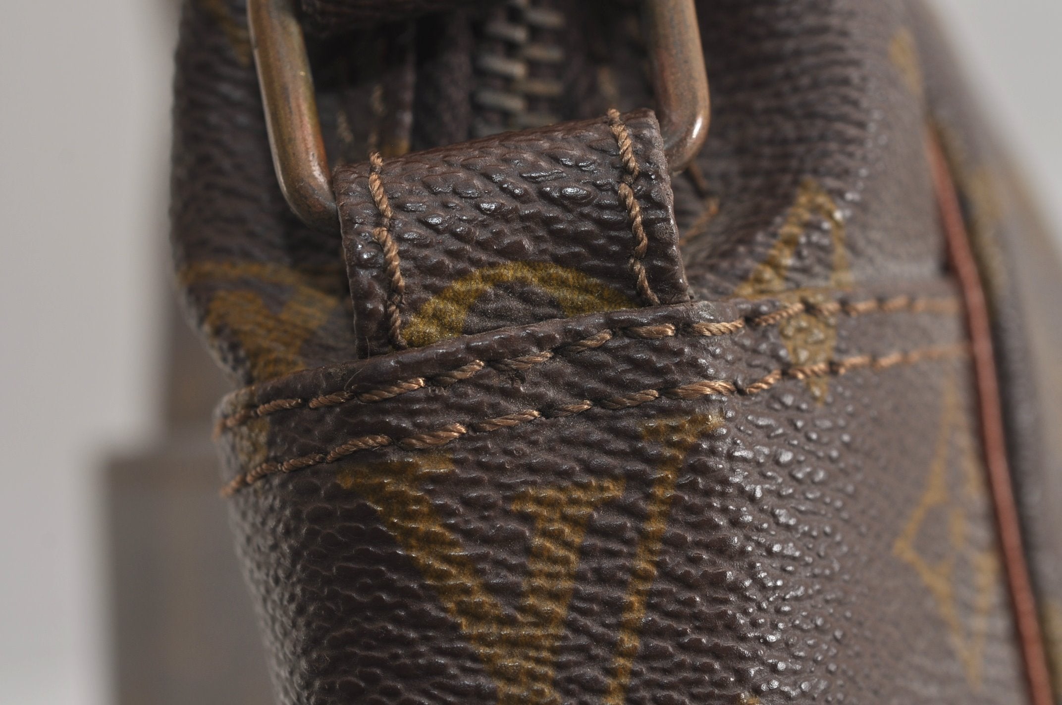 Authentic Louis Vuitton Monogram Marceau Shoulder Body Bag Old Model Junk 6548J